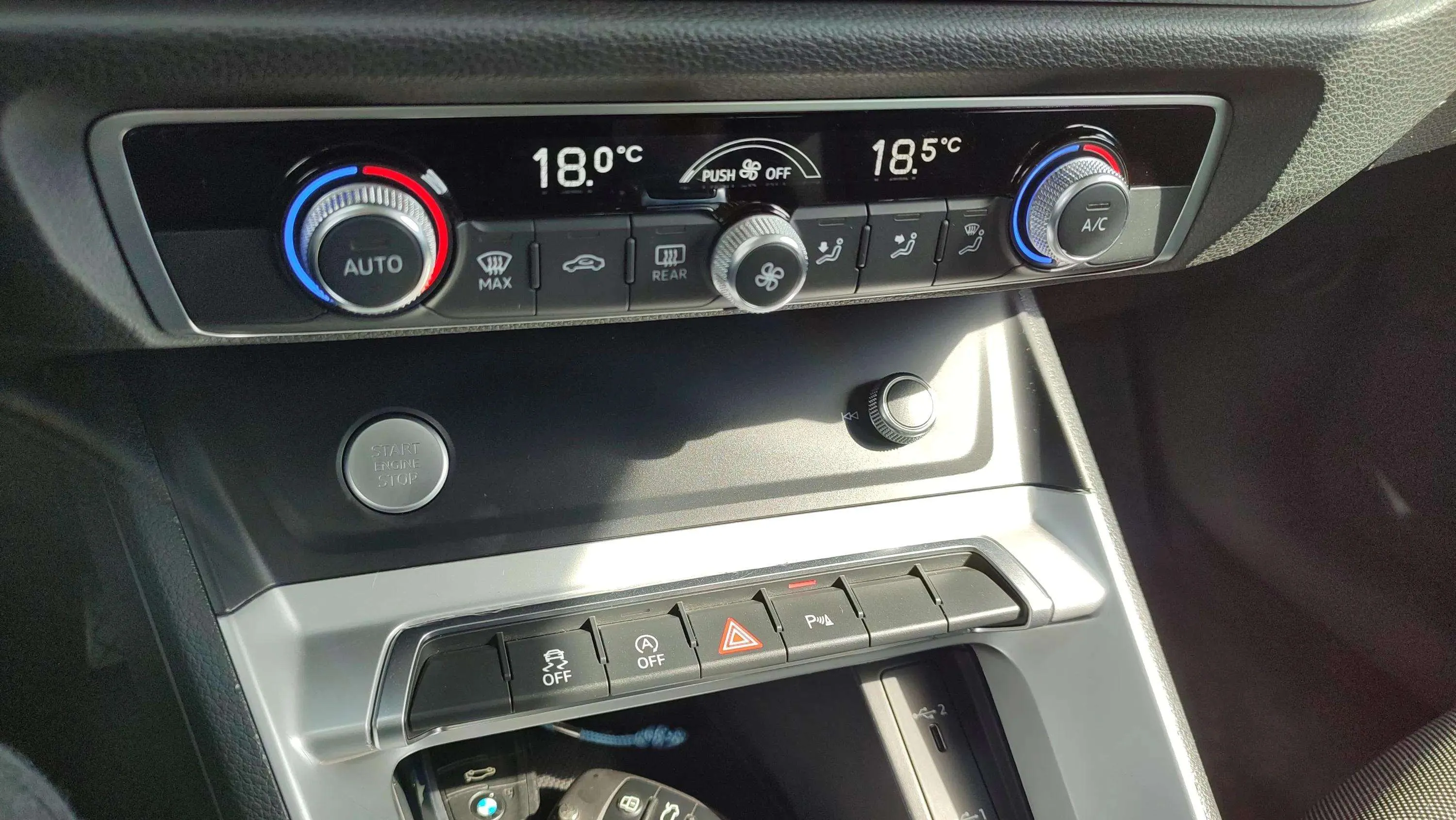 Audi Q3 40 TDI S tronic quattro - foto 17