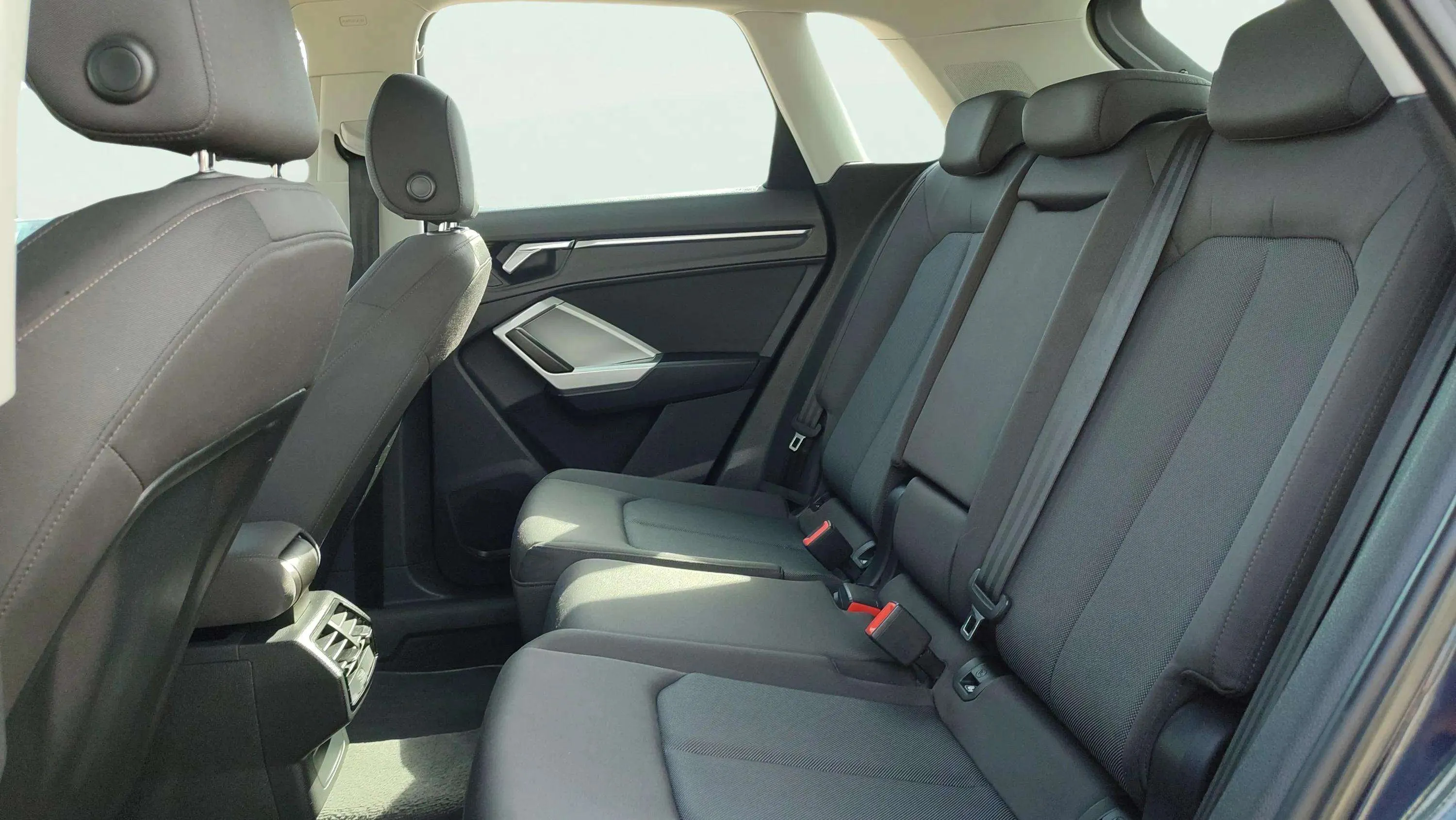 Audi Q3 40 TDI S tronic quattro - foto 11