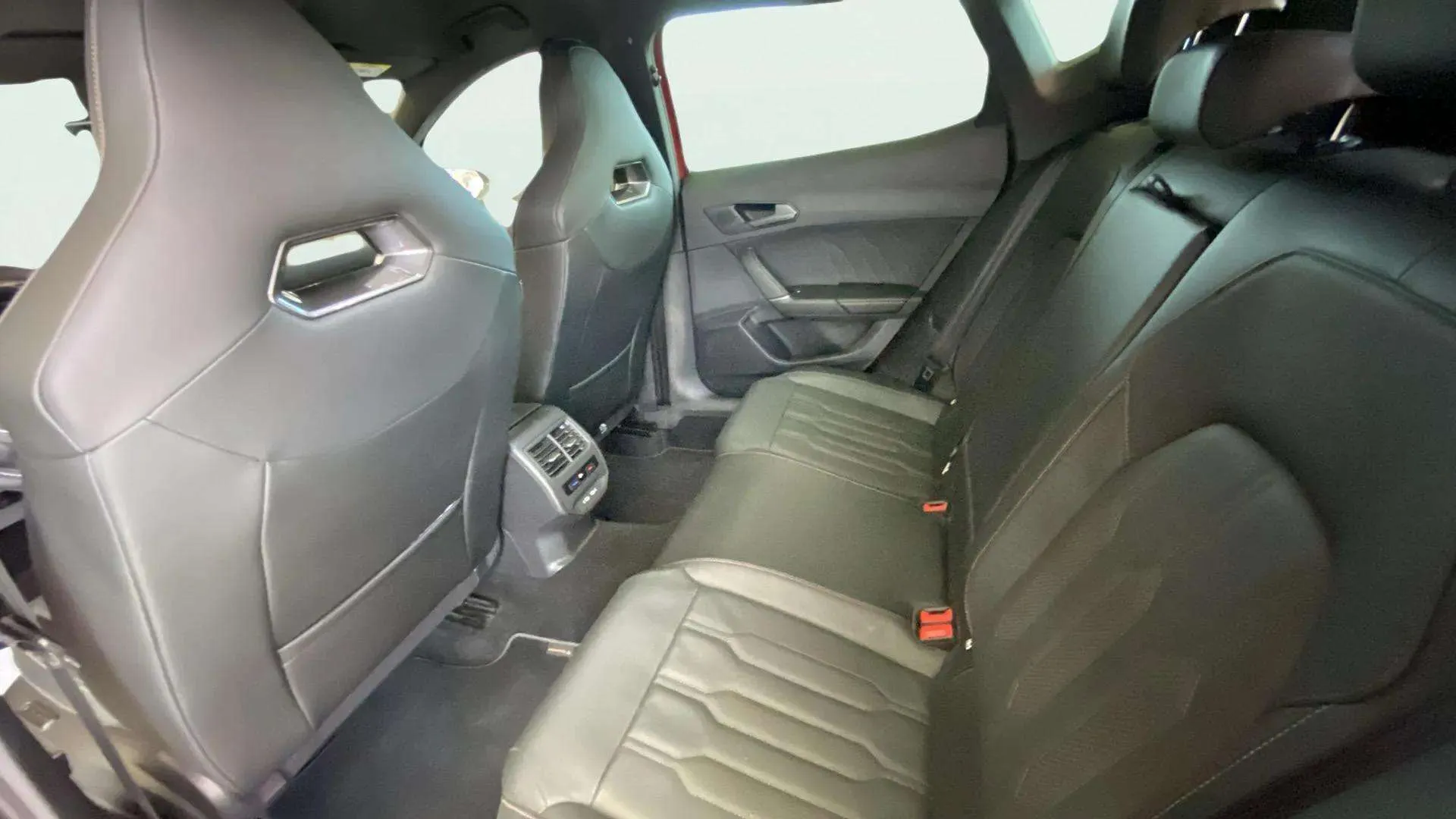 Cupra Formentor 2.0 TSI 4Drive DSG - foto 11