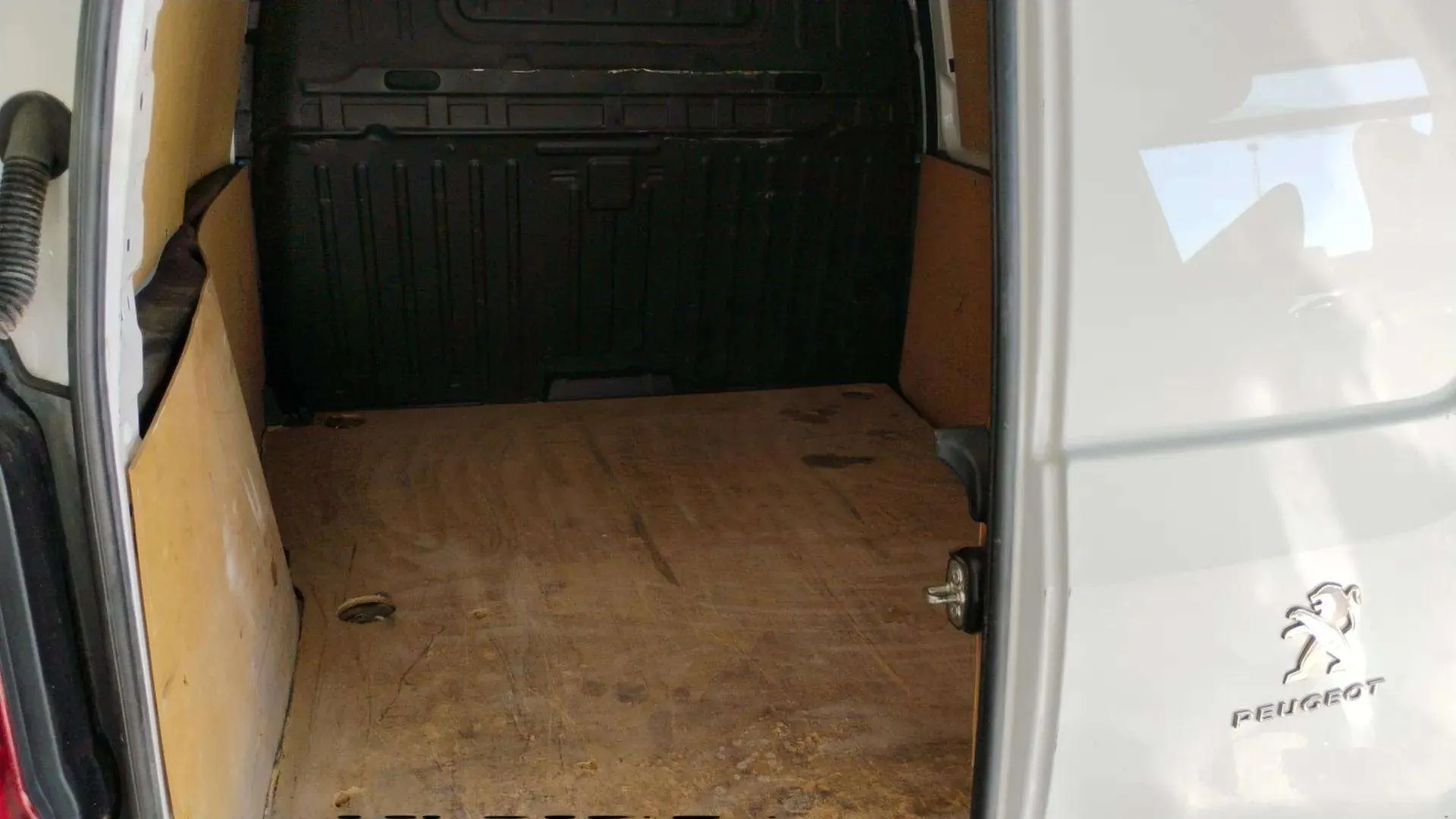 Peugeot Partner Pro Standard 600kg BlueHDi - foto 11