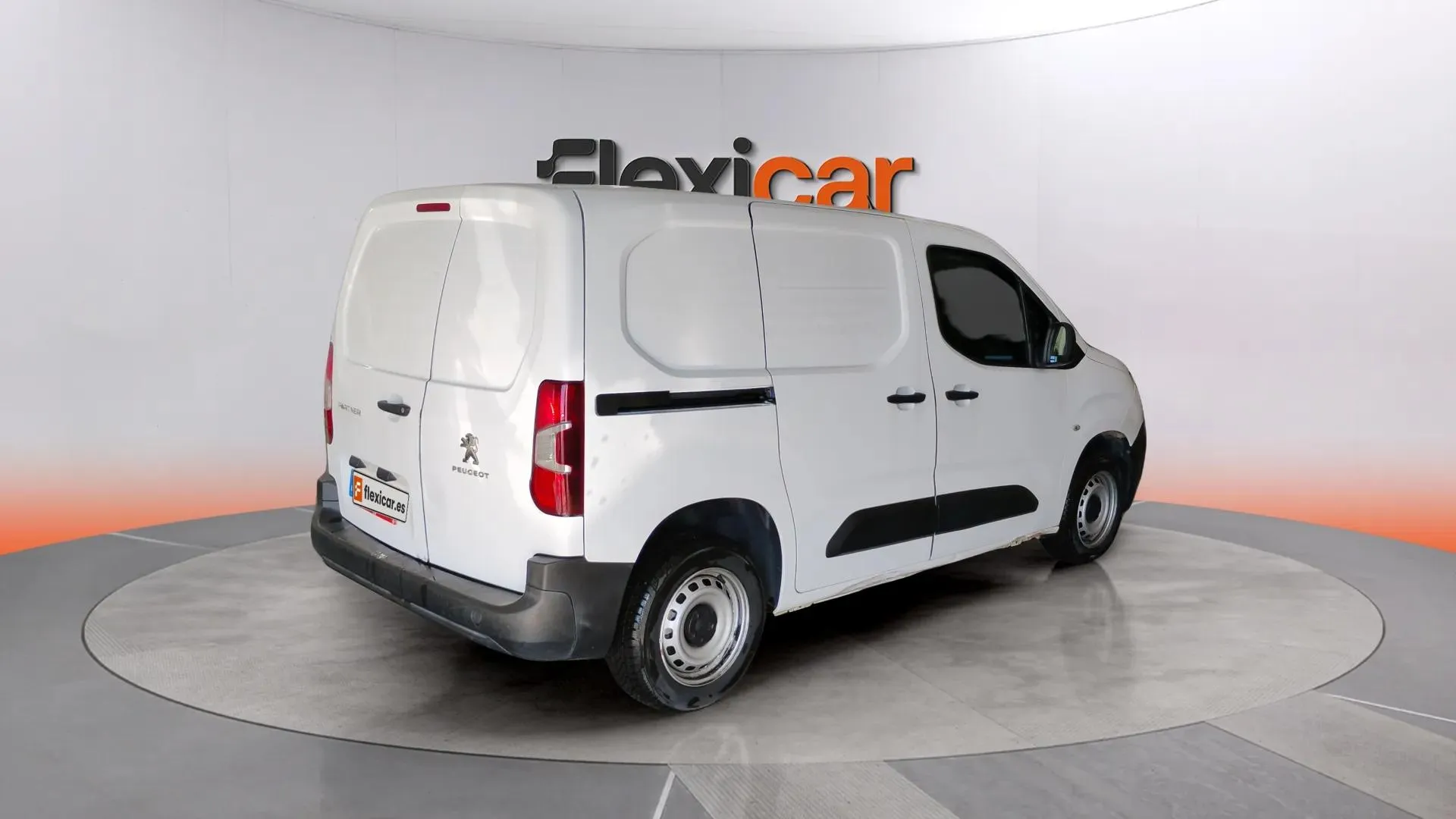 Peugeot Partner Pro Standard 600kg BlueHDi - foto 6