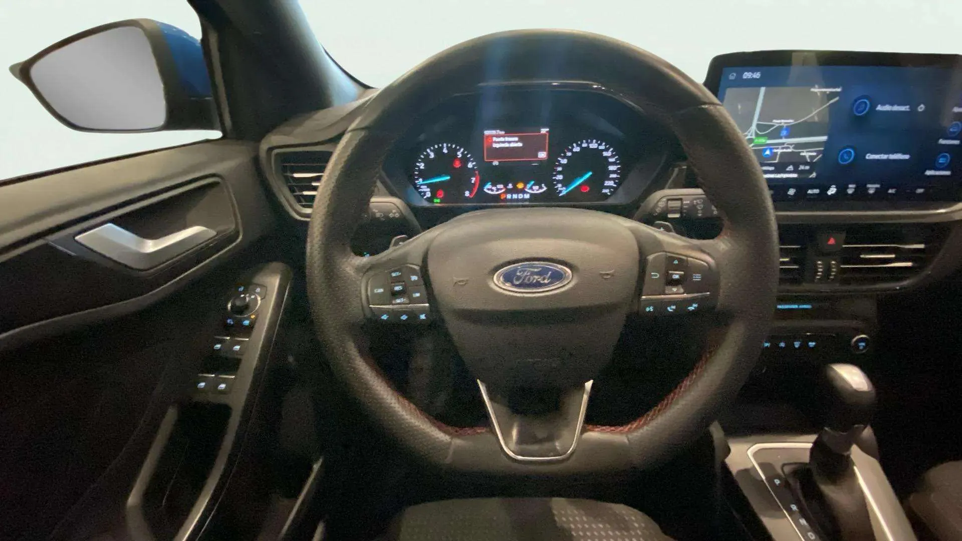 Ford Focus 1.0 EcoBoost MHEV ST-Line - foto 11