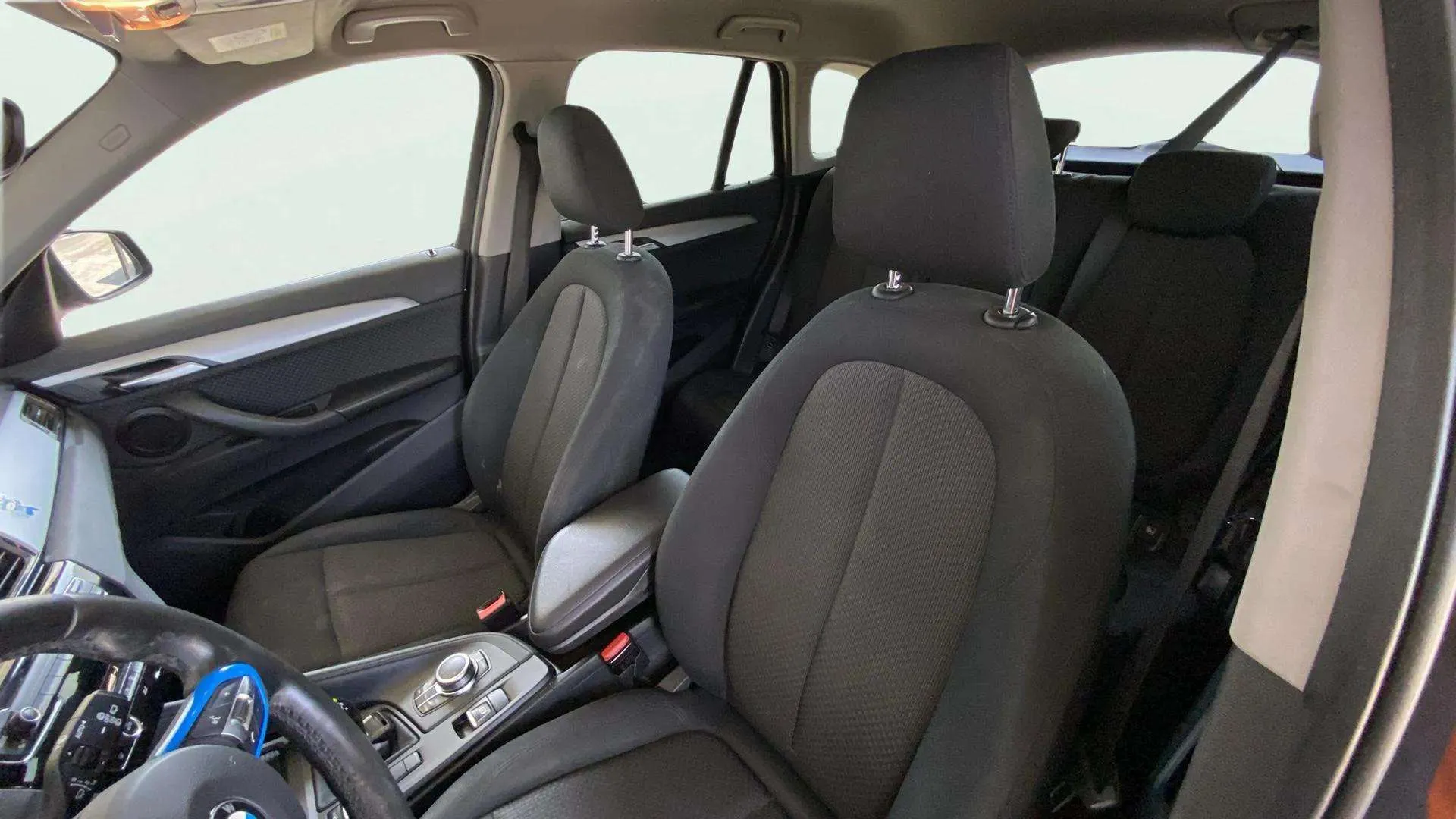 BMW X1 sDrive18d - foto 11