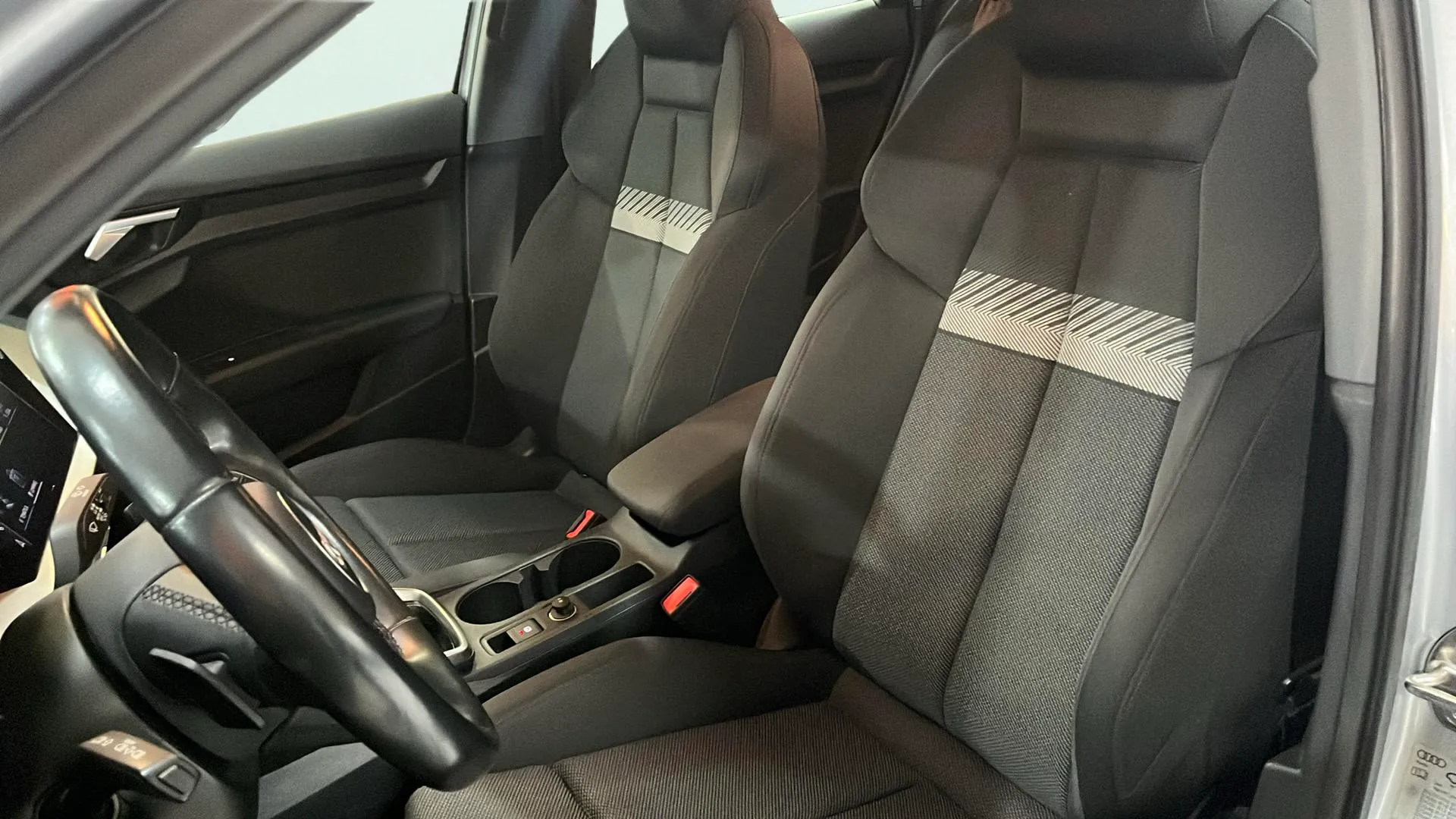 Audi A3 Sportback Black line 30 TFSI S tron - foto 17