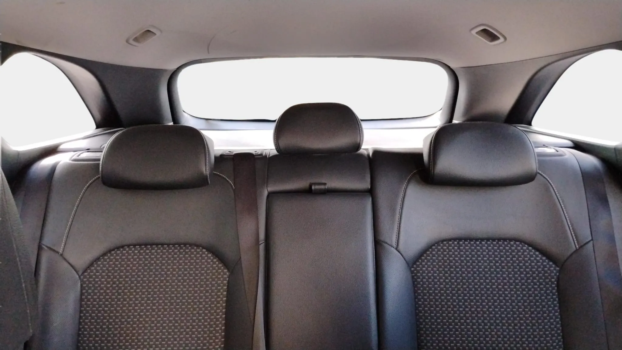 Kia Ceed Tourer 1.6 MHEV Tech DCT - foto 8