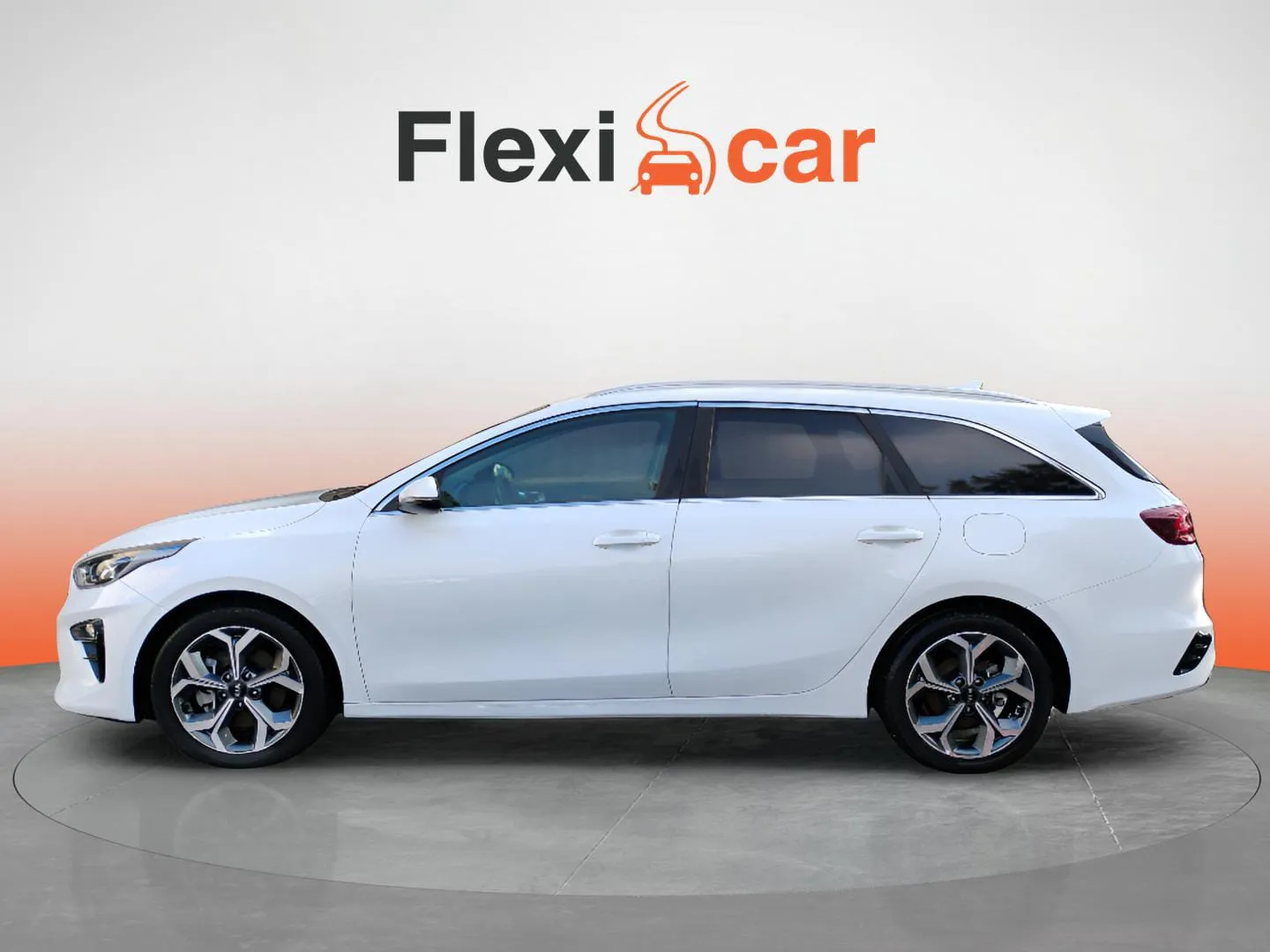 Kia Ceed Tourer 1.6 MHEV Tech DCT - foto 3