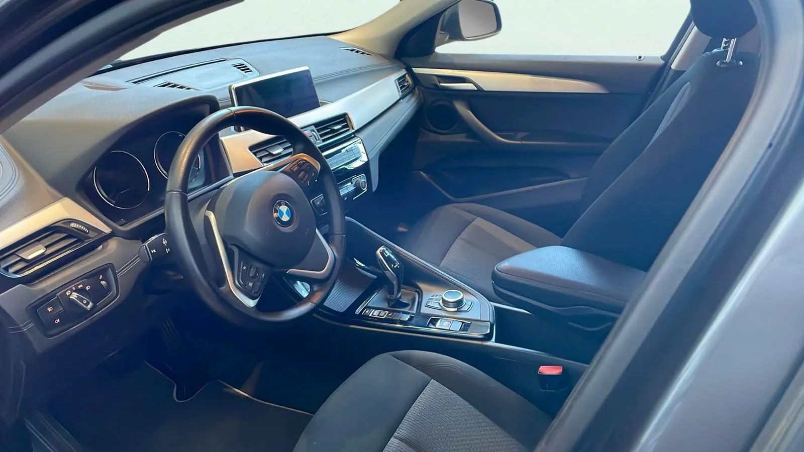BMW X2 sDrive18d - foto 8