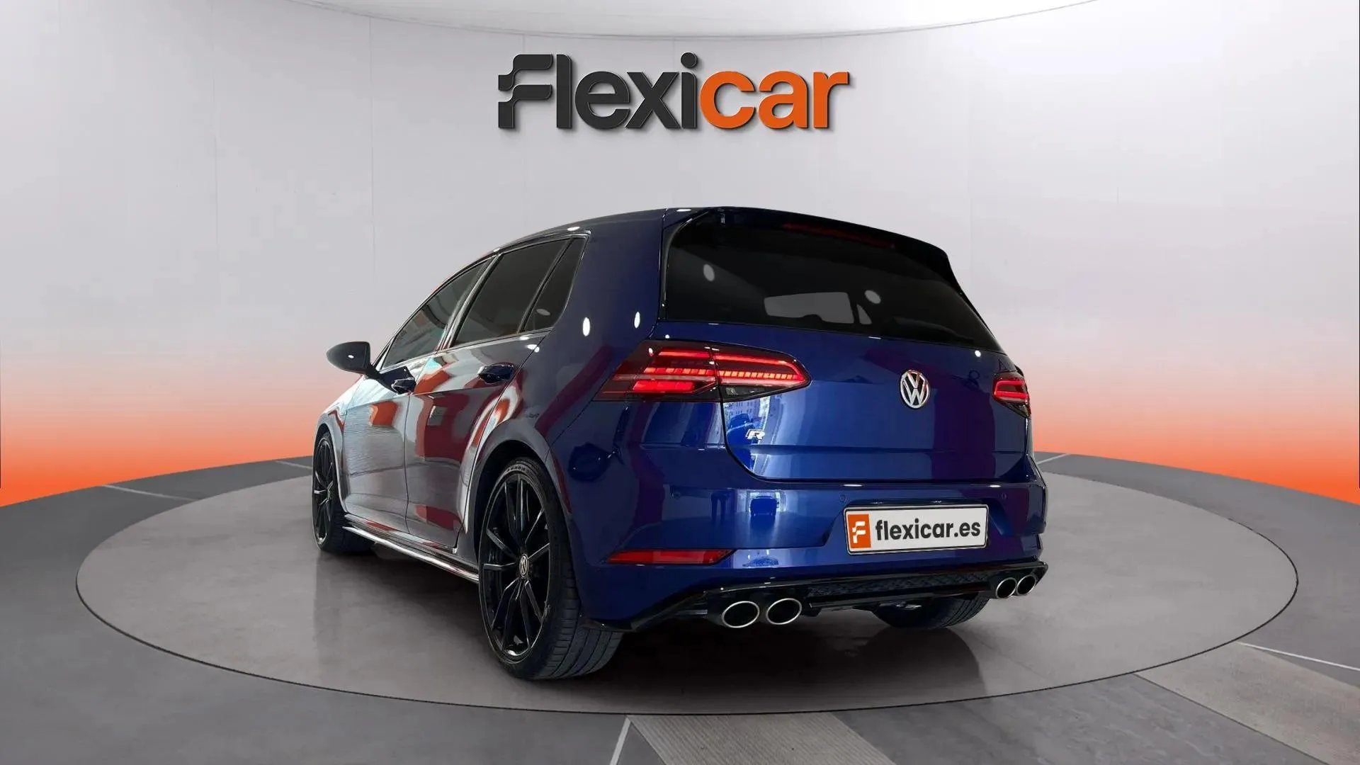 Volkswagen Golf R 2.0 TSI 4Motion DSG - foto 5