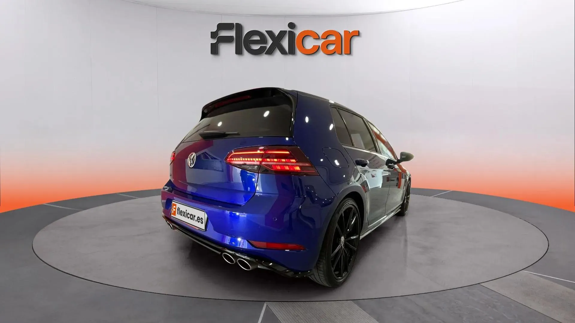 Volkswagen Golf R 2.0 TSI 4Motion DSG - foto 7