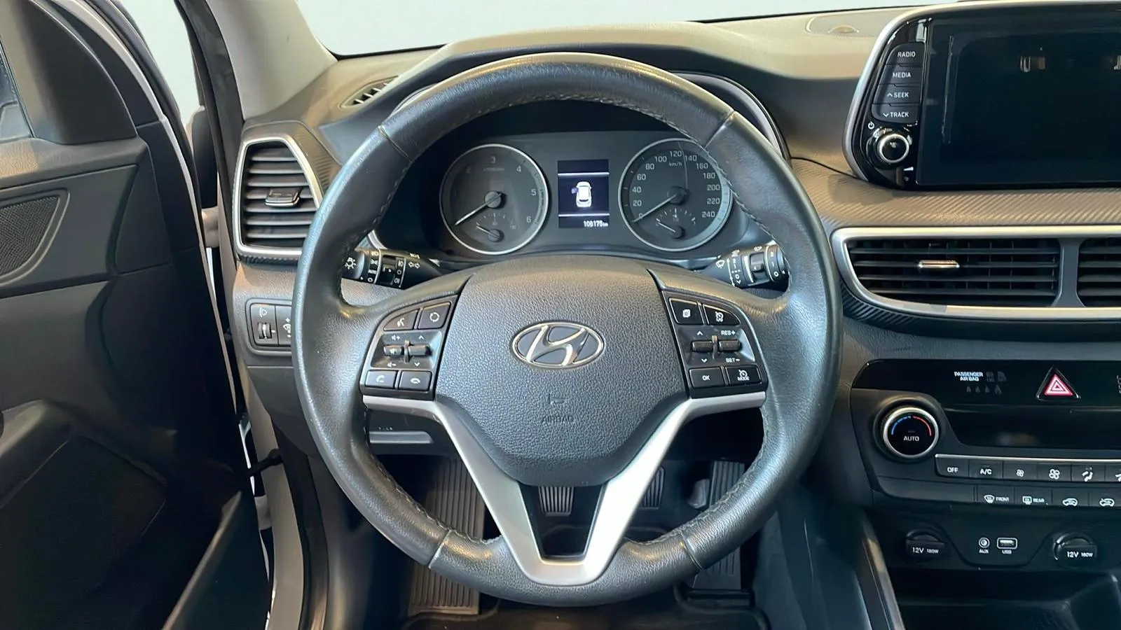 Hyundai Tucson 1.6 CRDi 48V SLE 4x2 - foto 7