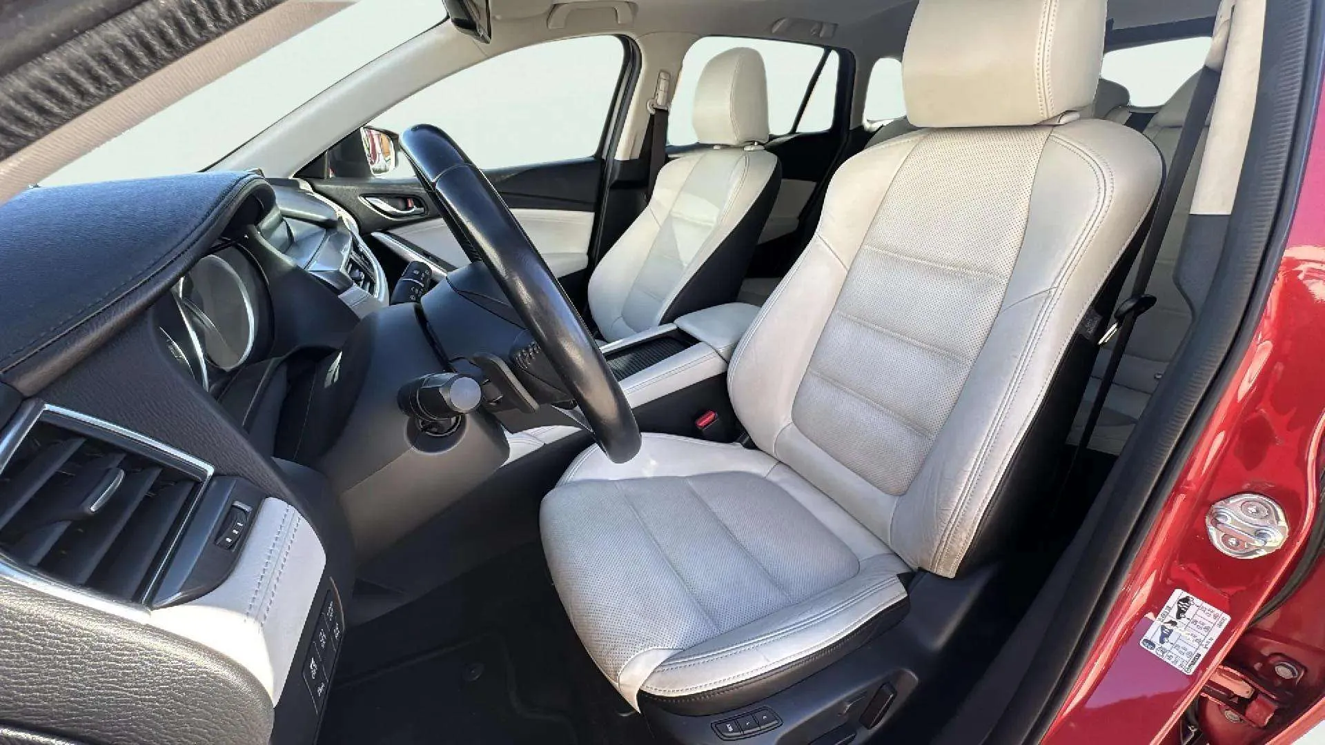 Mazda Mazda6 175 4WD - foto 8