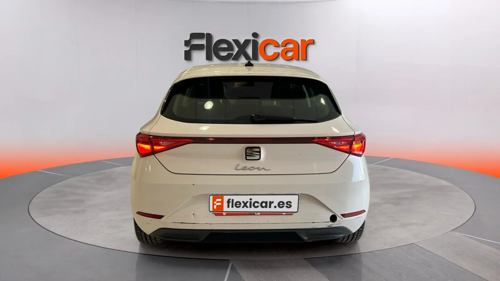 SEAT León 2.0 TDI Reference - foto 5
