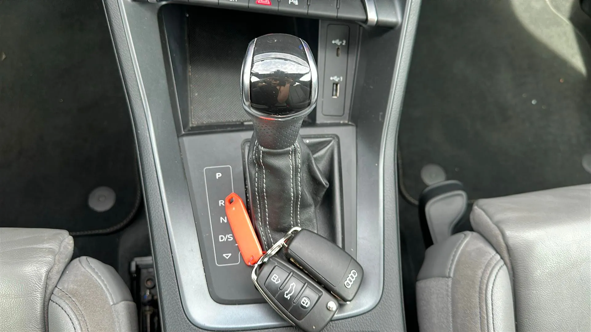 Audi Q3 40 TDI S tronic quattro S Line - foto 14