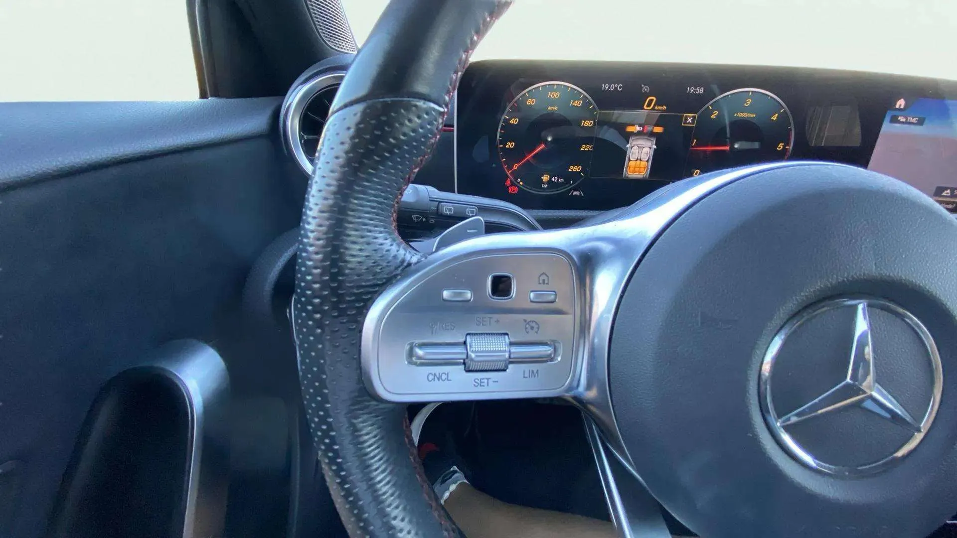Mercedes-Benz Clase A A 180 d - foto 20