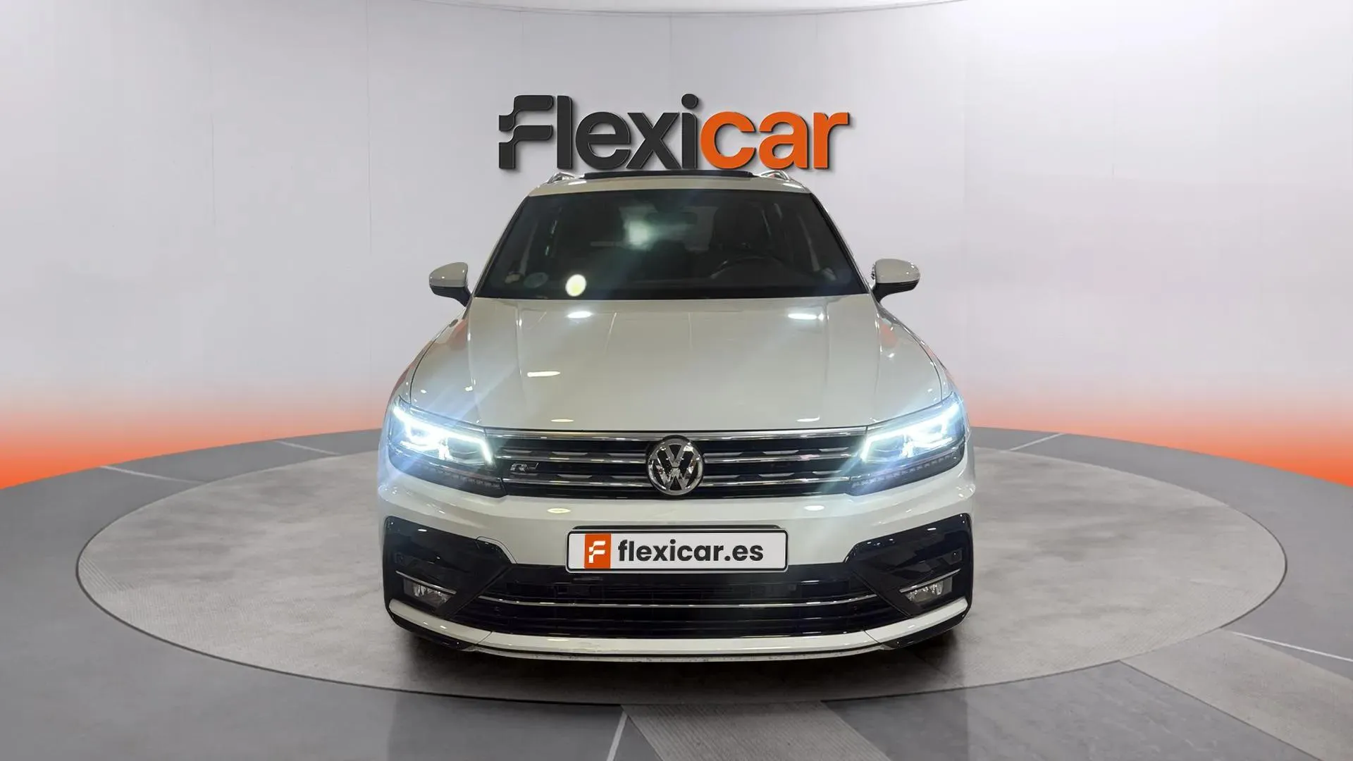 Volkswagen Tiguan Sport 2.0 TDI 4Motion DSG - foto 2