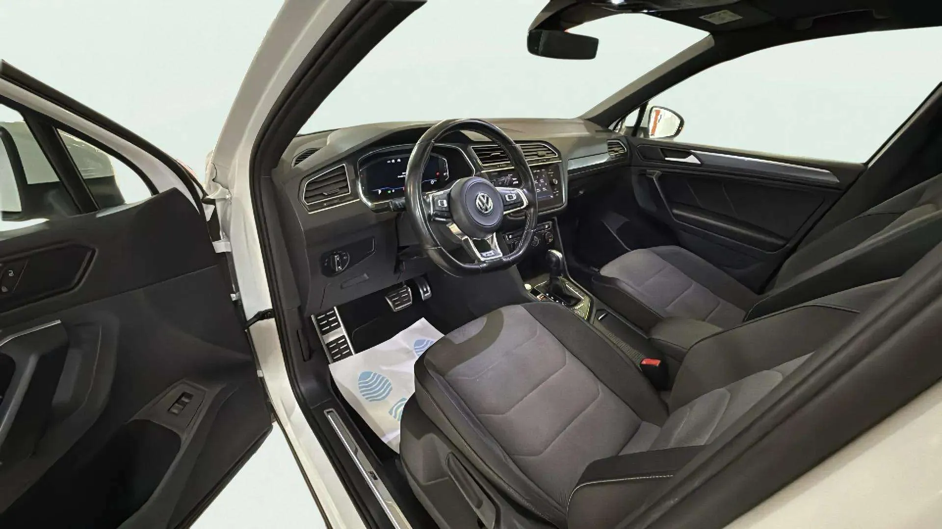Volkswagen Tiguan Sport 2.0 TDI 4Motion DSG - foto 13