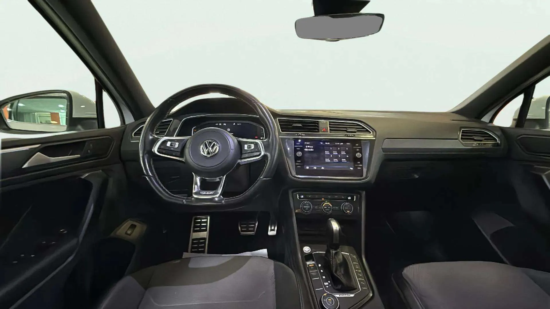 Volkswagen Tiguan Sport 2.0 TDI 4Motion DSG - foto 9