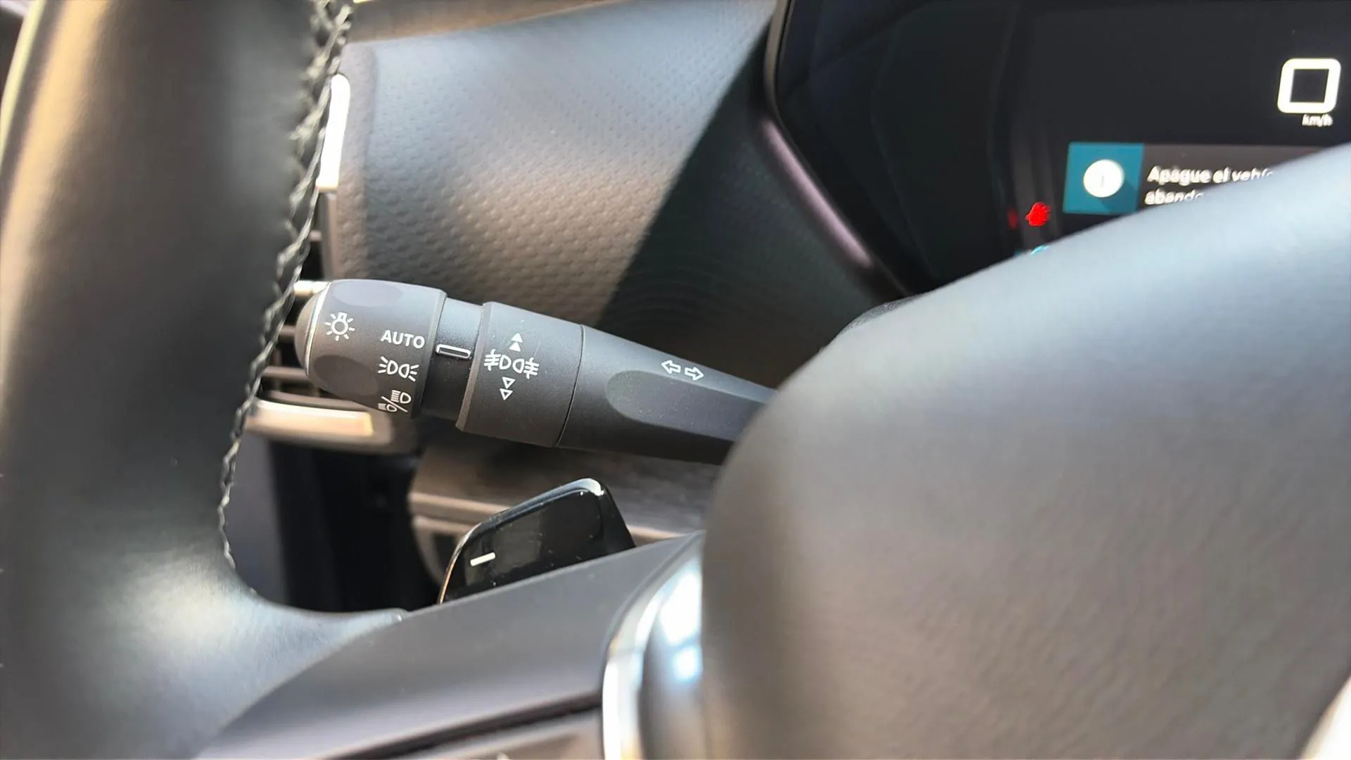 Citroën C5 X Hybrid 180 e-EAT8 You - foto 19