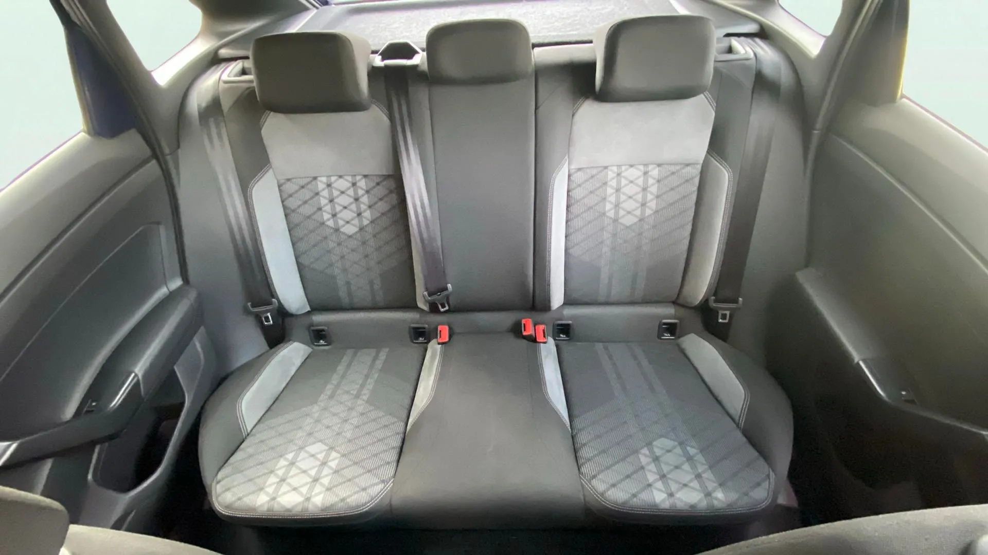 Volkswagen Taigo R-Line 1.5 TSI DSG - foto 14