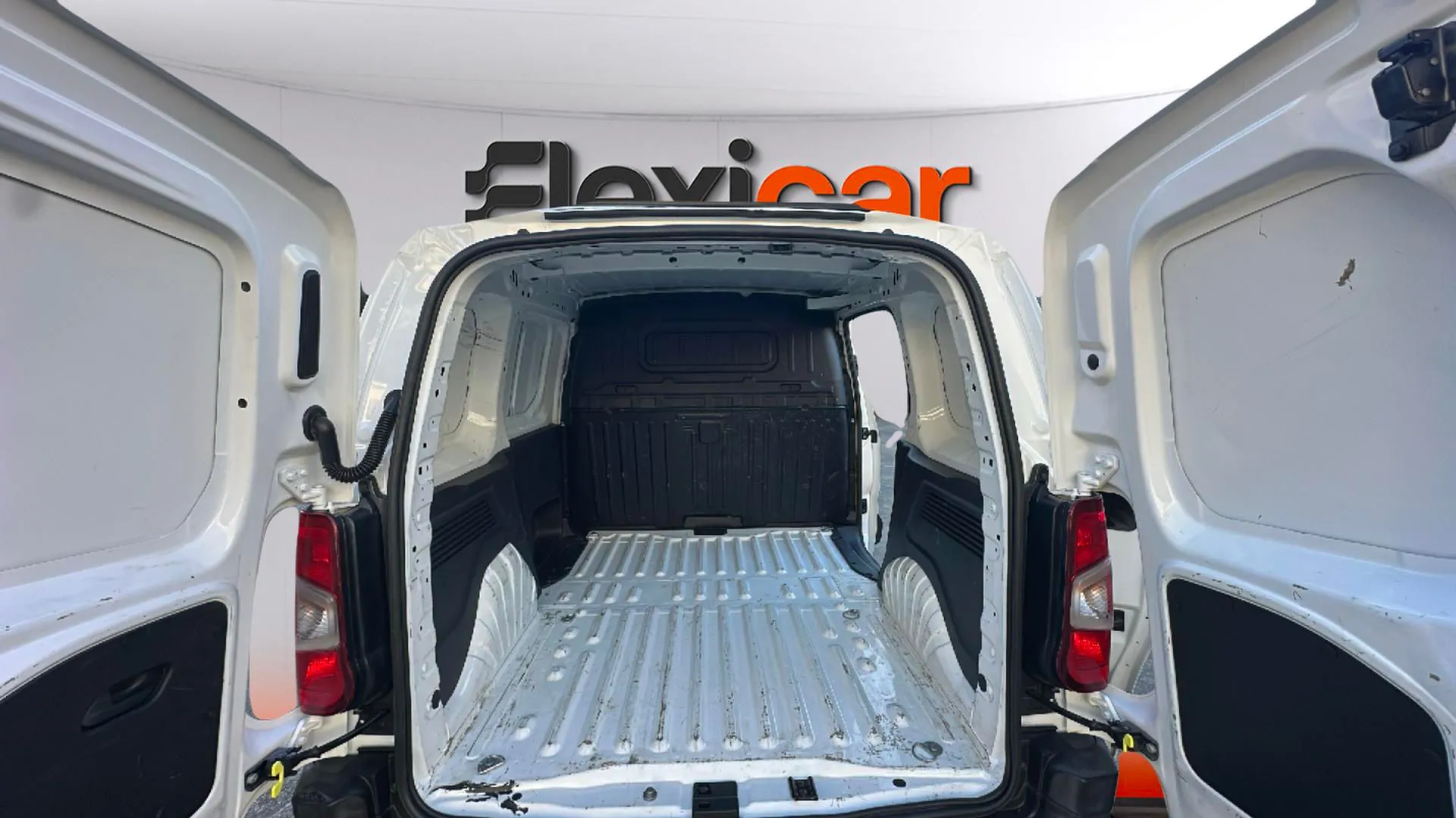 Opel Combo 1.5 TD Expression XL - foto 22