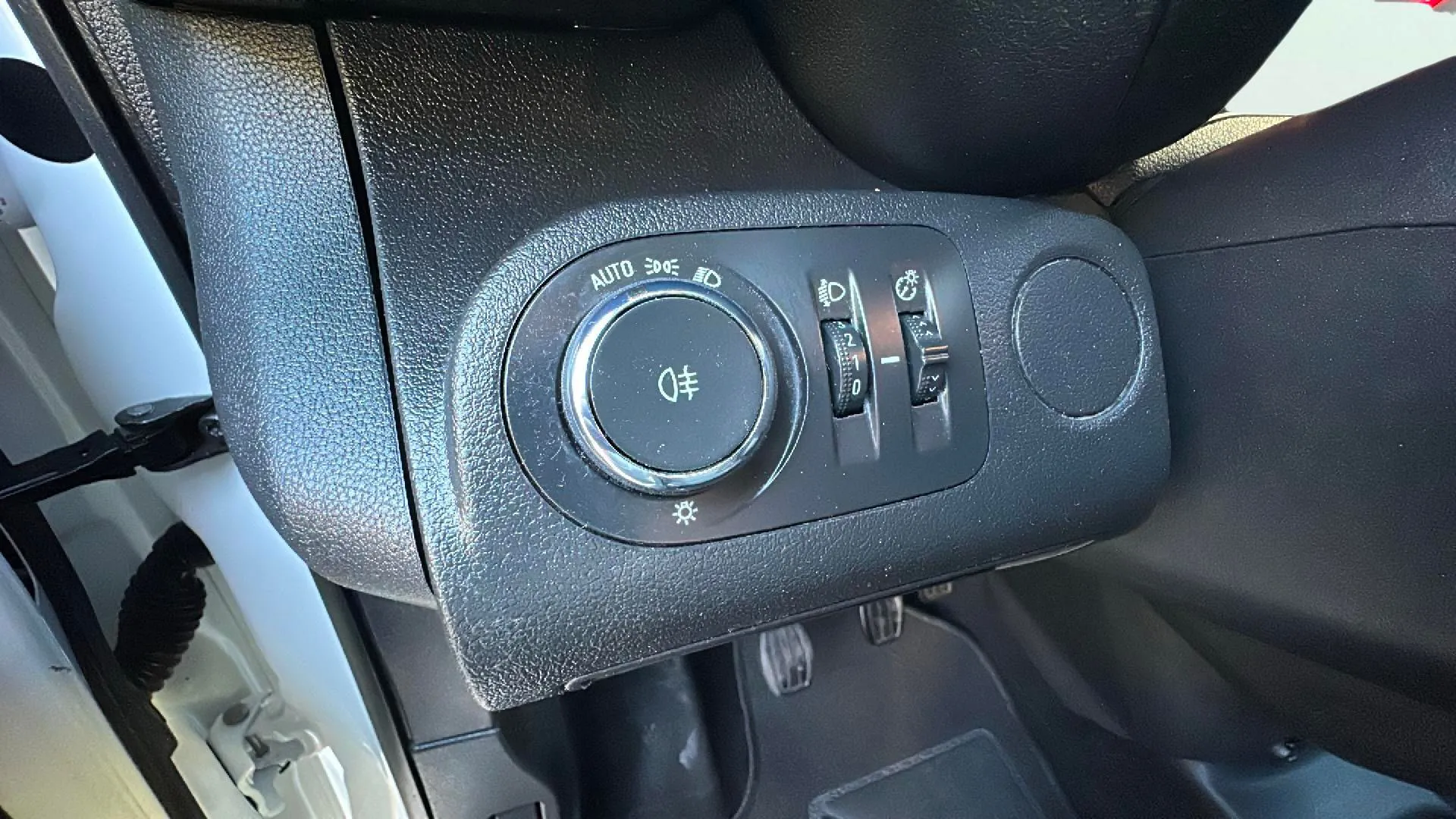 Opel Combo 1.5 TD Expression XL - foto 20