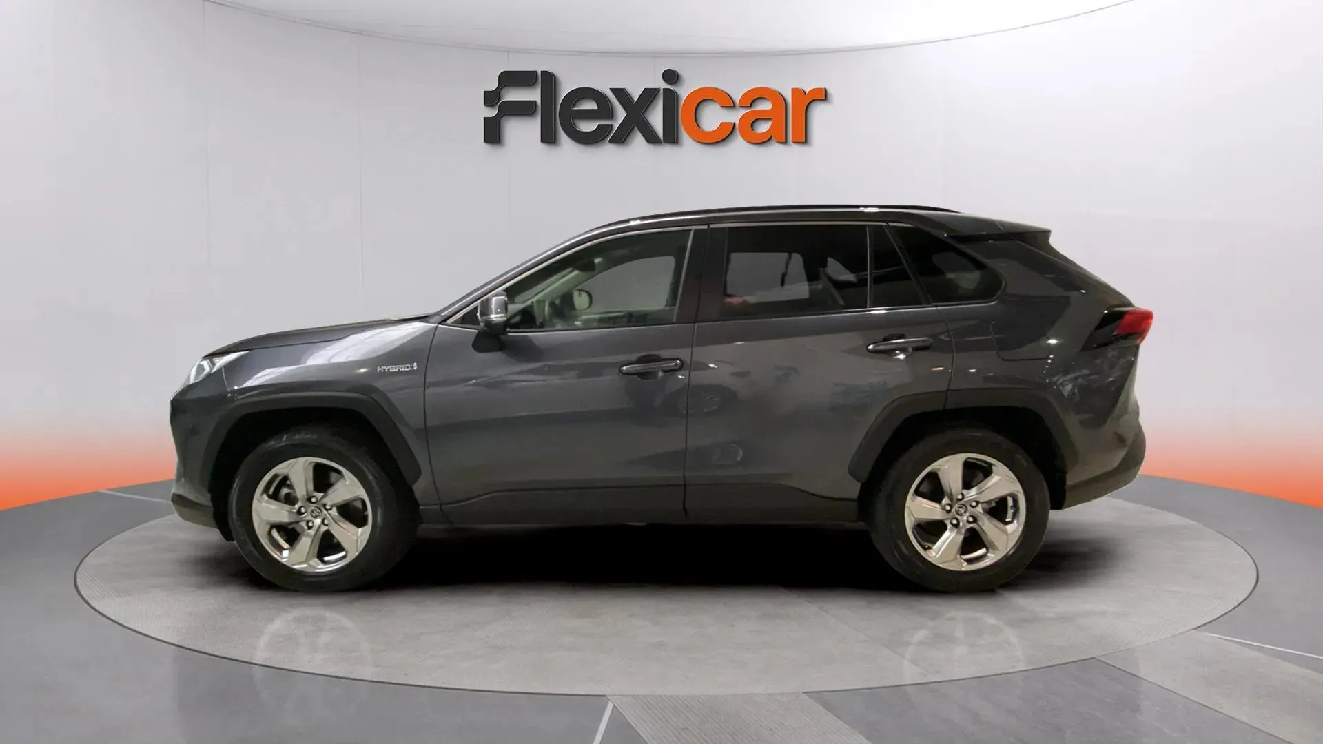 Toyota RAV4 2.5l 220H Advance - foto 4