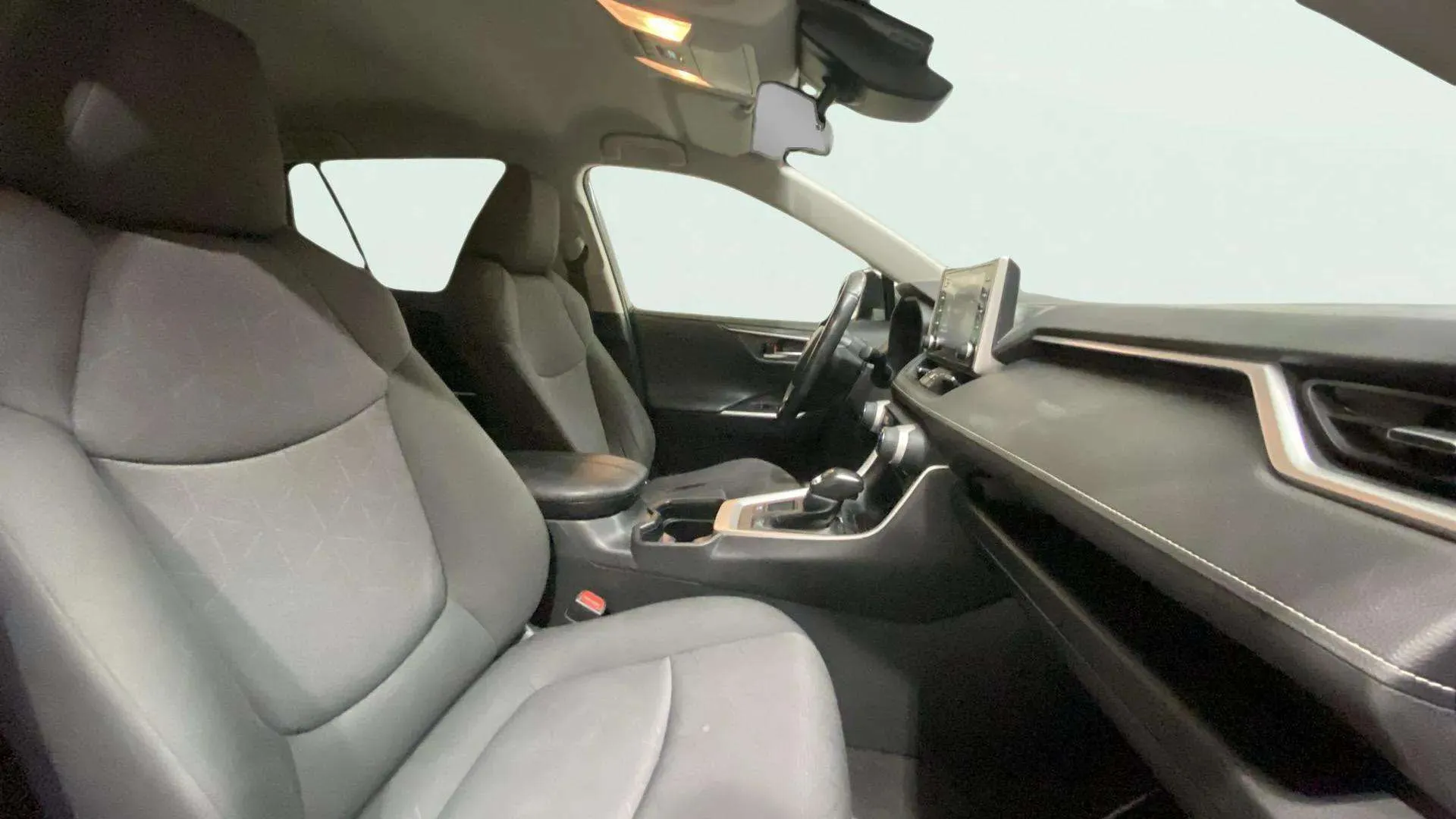 Toyota RAV4 2.5l 220H Advance - foto 10