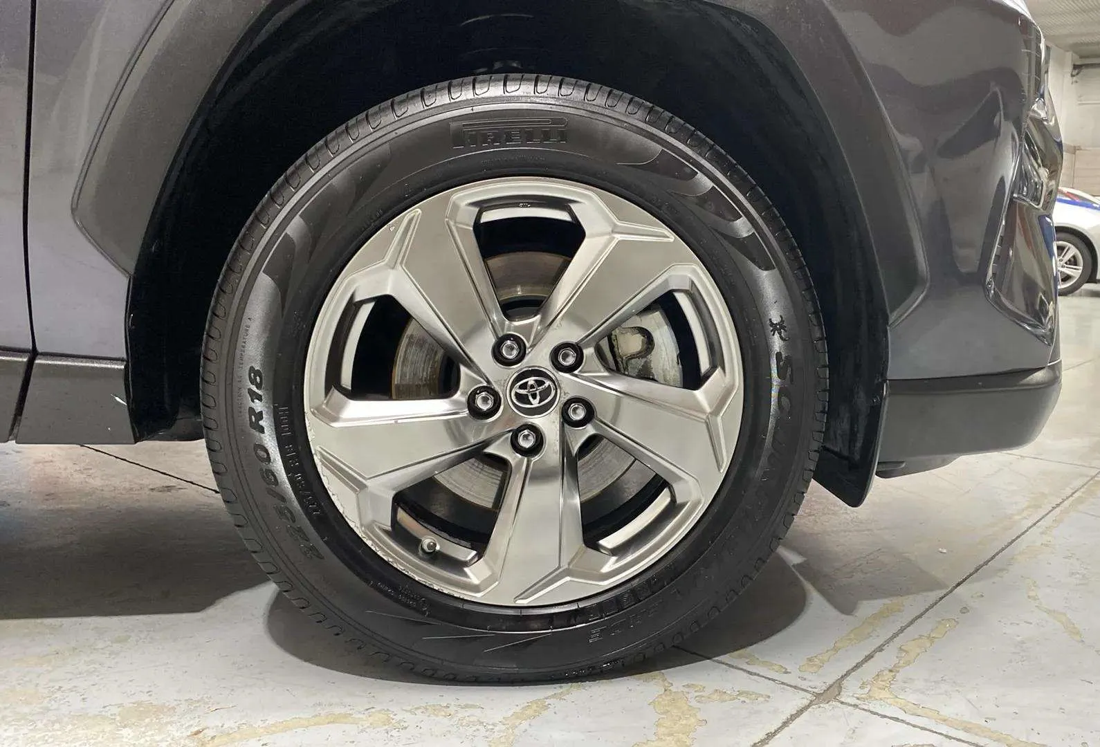 Toyota RAV4 2.5l 220H Advance - foto 26
