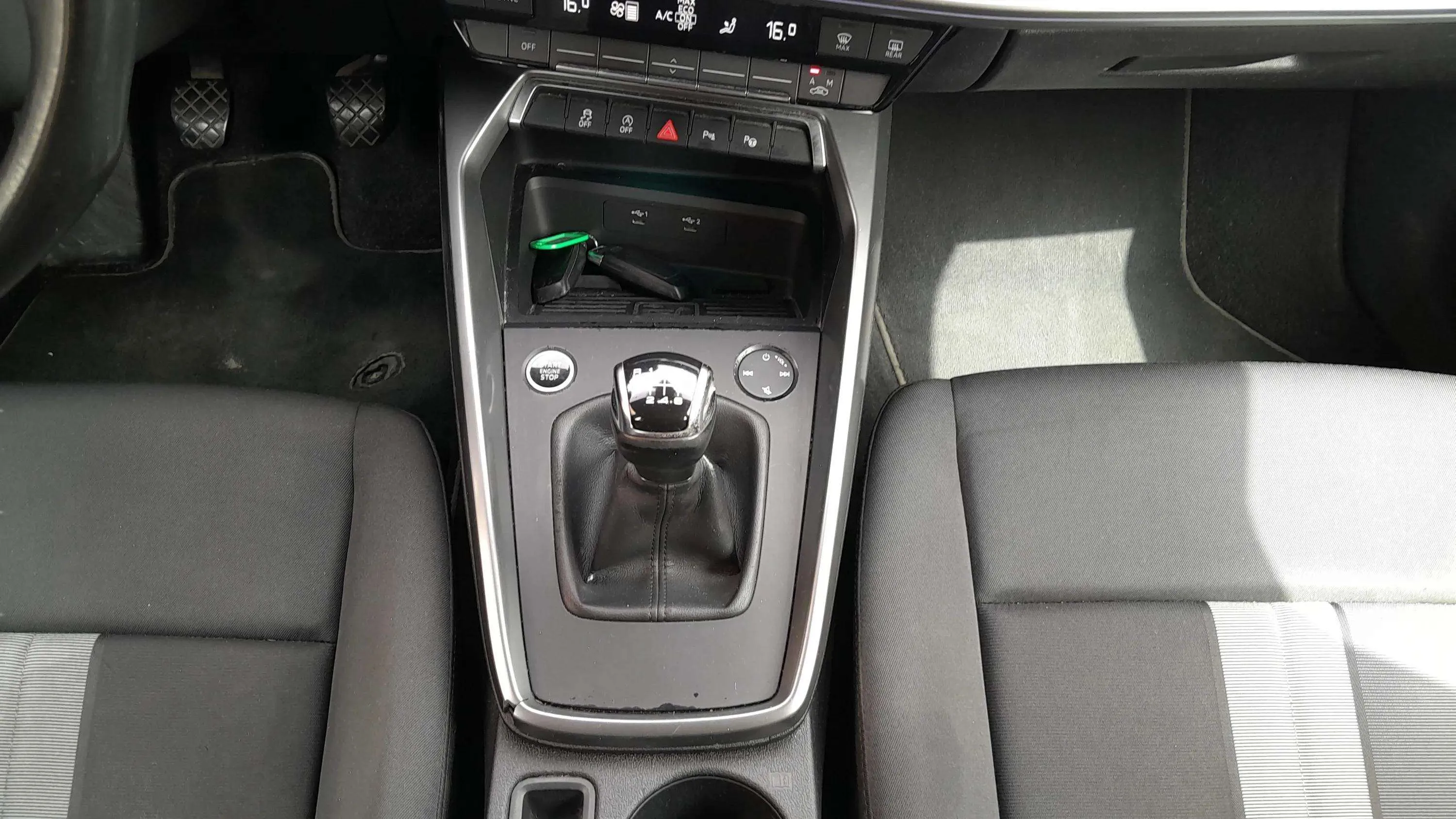 Audi A3 Sedan 30 TDI - foto 10