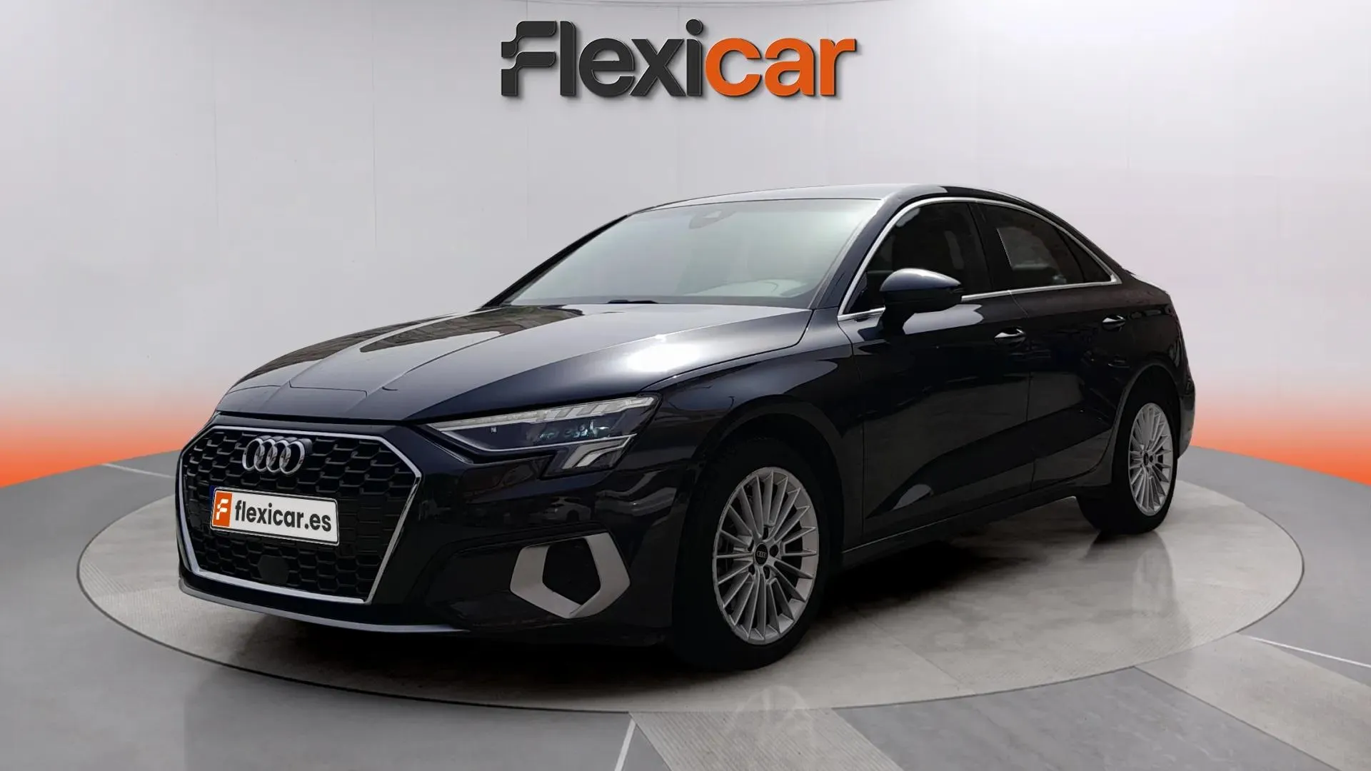 Audi A3 Sedan 30 TDI - foto 2
