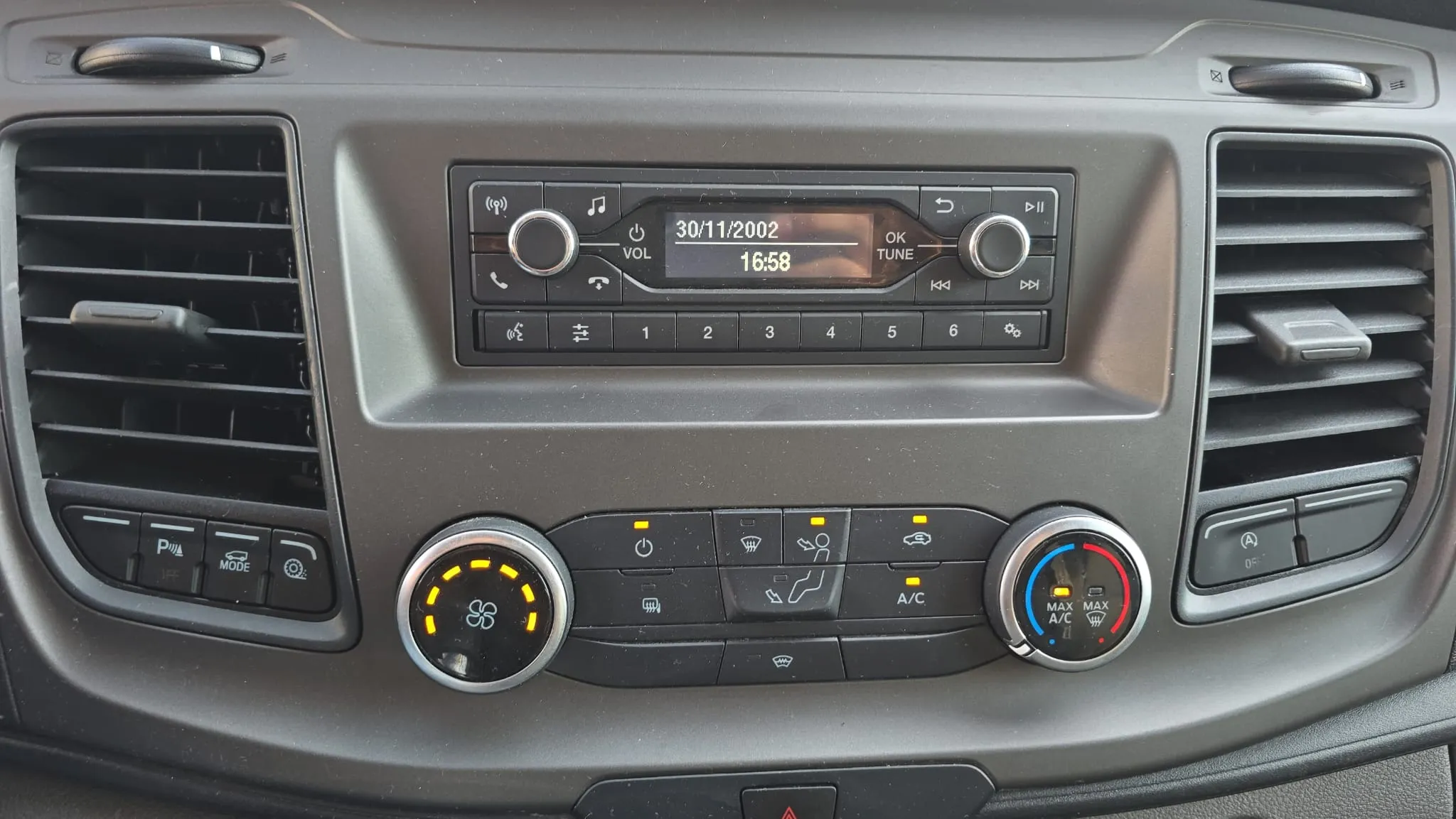 Ford Transit 350 L3H2 Van Trend FWD HD - foto 15