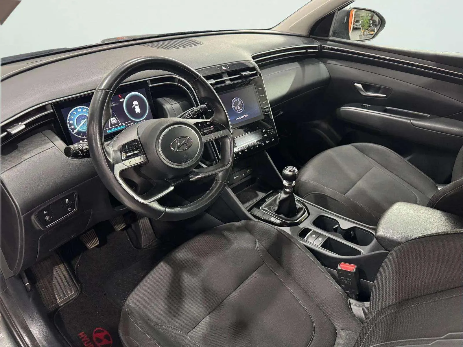 Hyundai Tucson 1.6 CRDi 48V Maxx Safe - foto 9