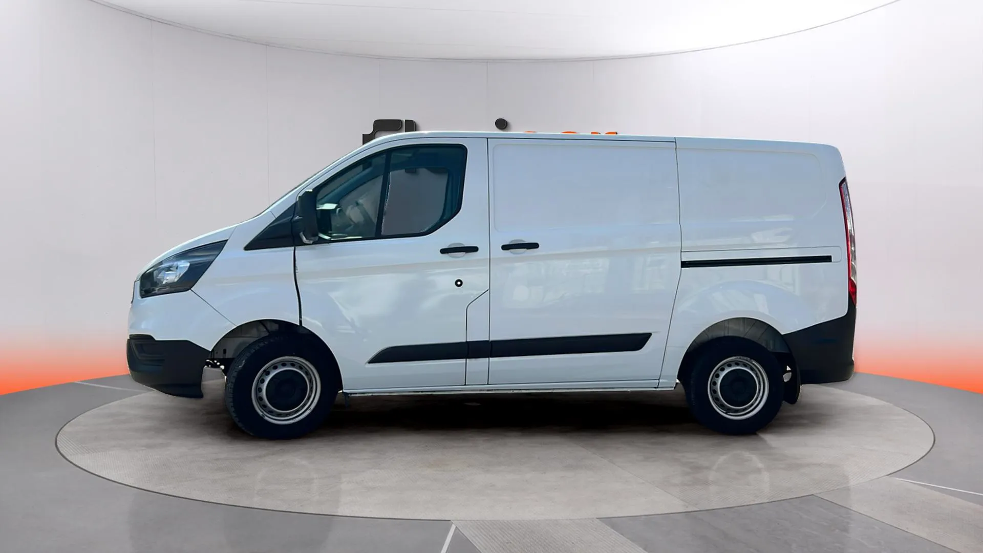 Ford Transit Custom 2.0 TDCi 230 L1 H1 - foto 3