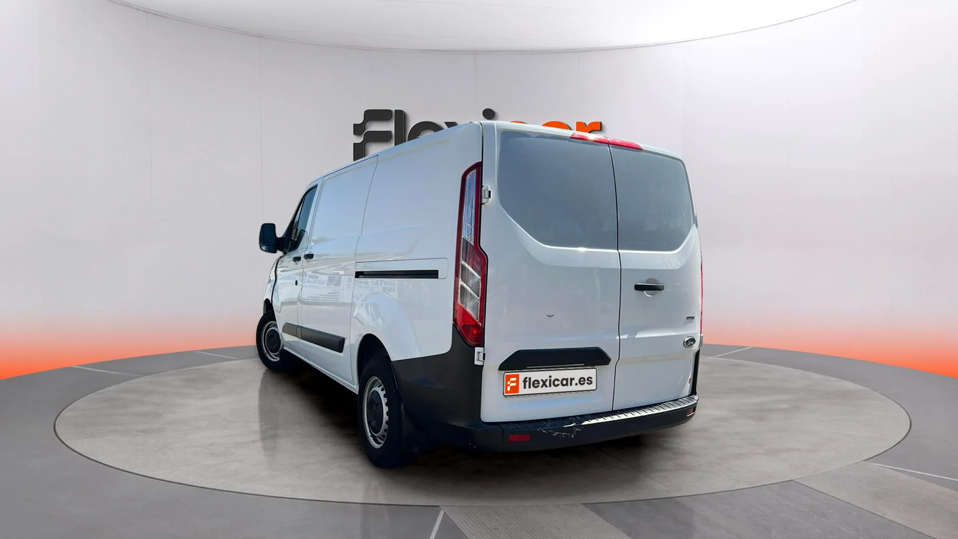 Ford Transit Custom 2.0 TDCi 230 L1 H1 - foto 4