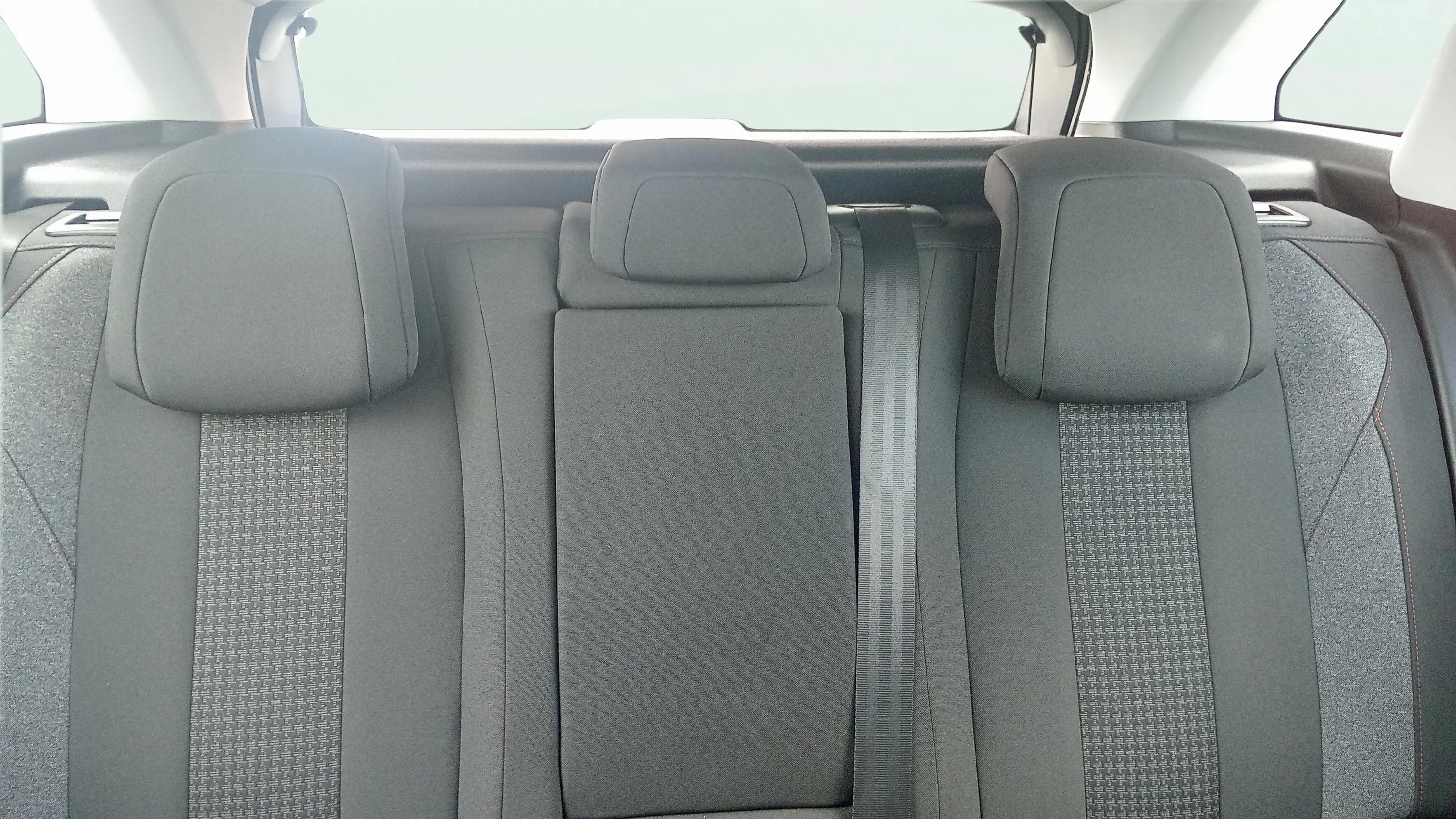 Peugeot 3008 1.5L BlueHDi Active - foto 11