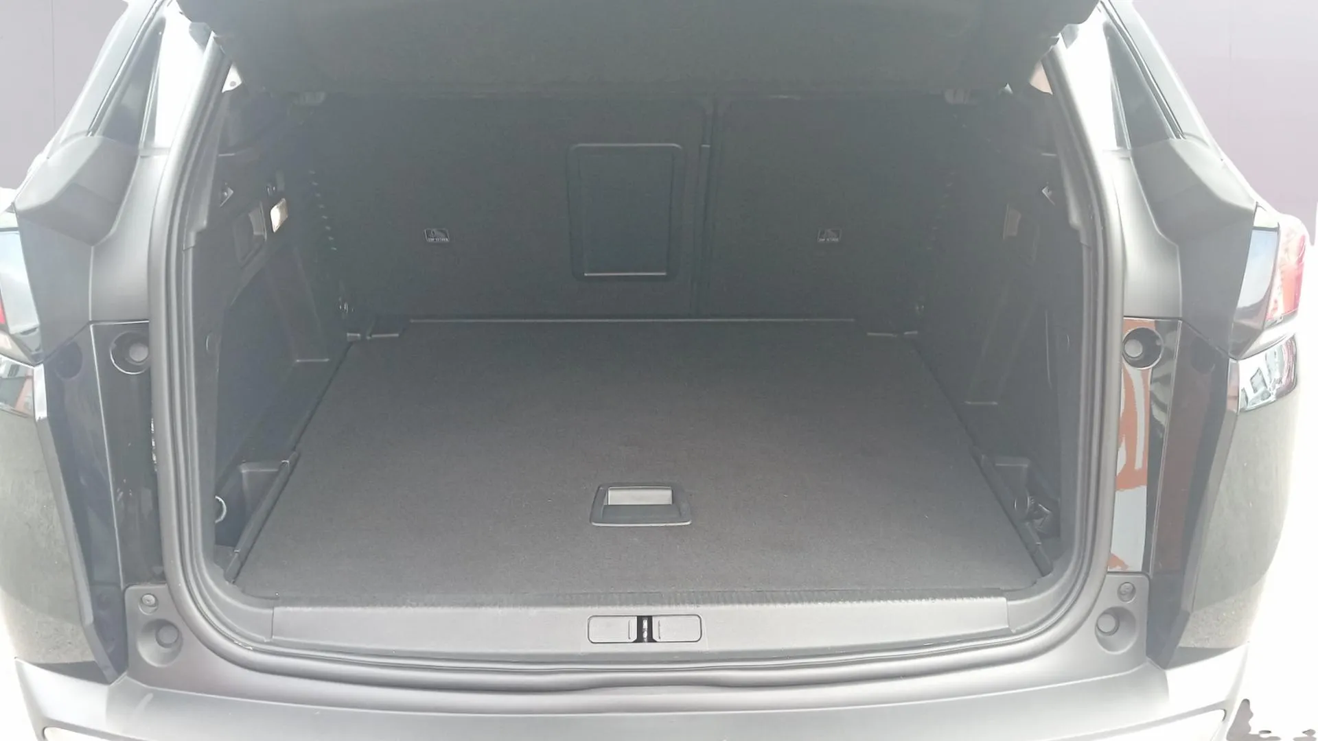Peugeot 3008 1.5L BlueHDi Active - foto 12