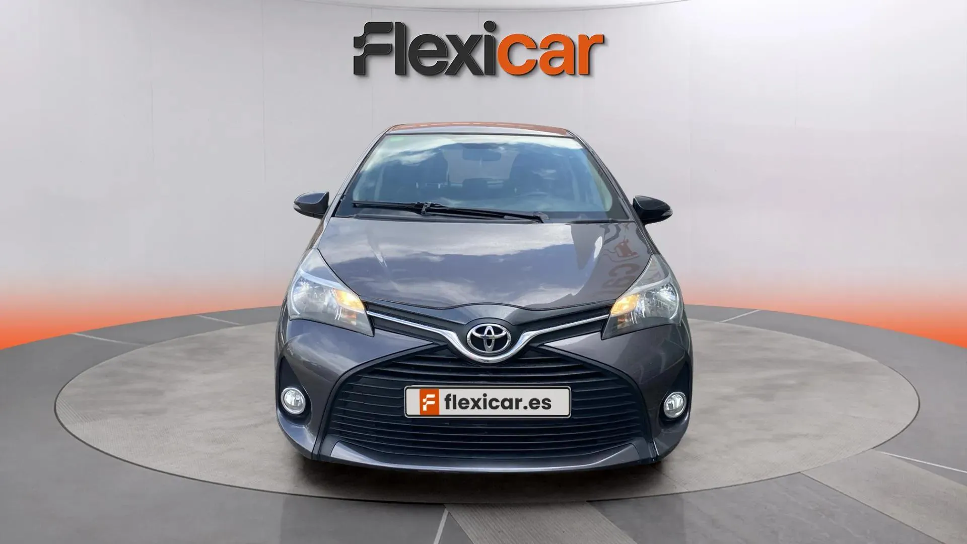 Toyota Yaris 1.0 70 Active - foto 2