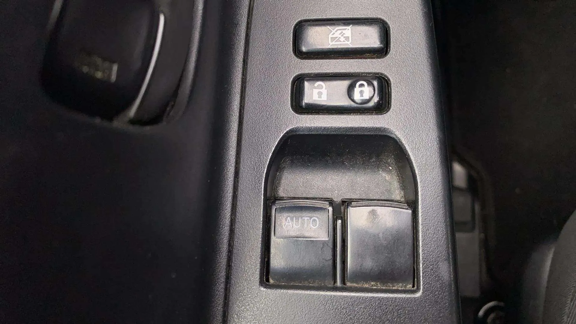 Toyota Yaris 1.0 70 Active - foto 19