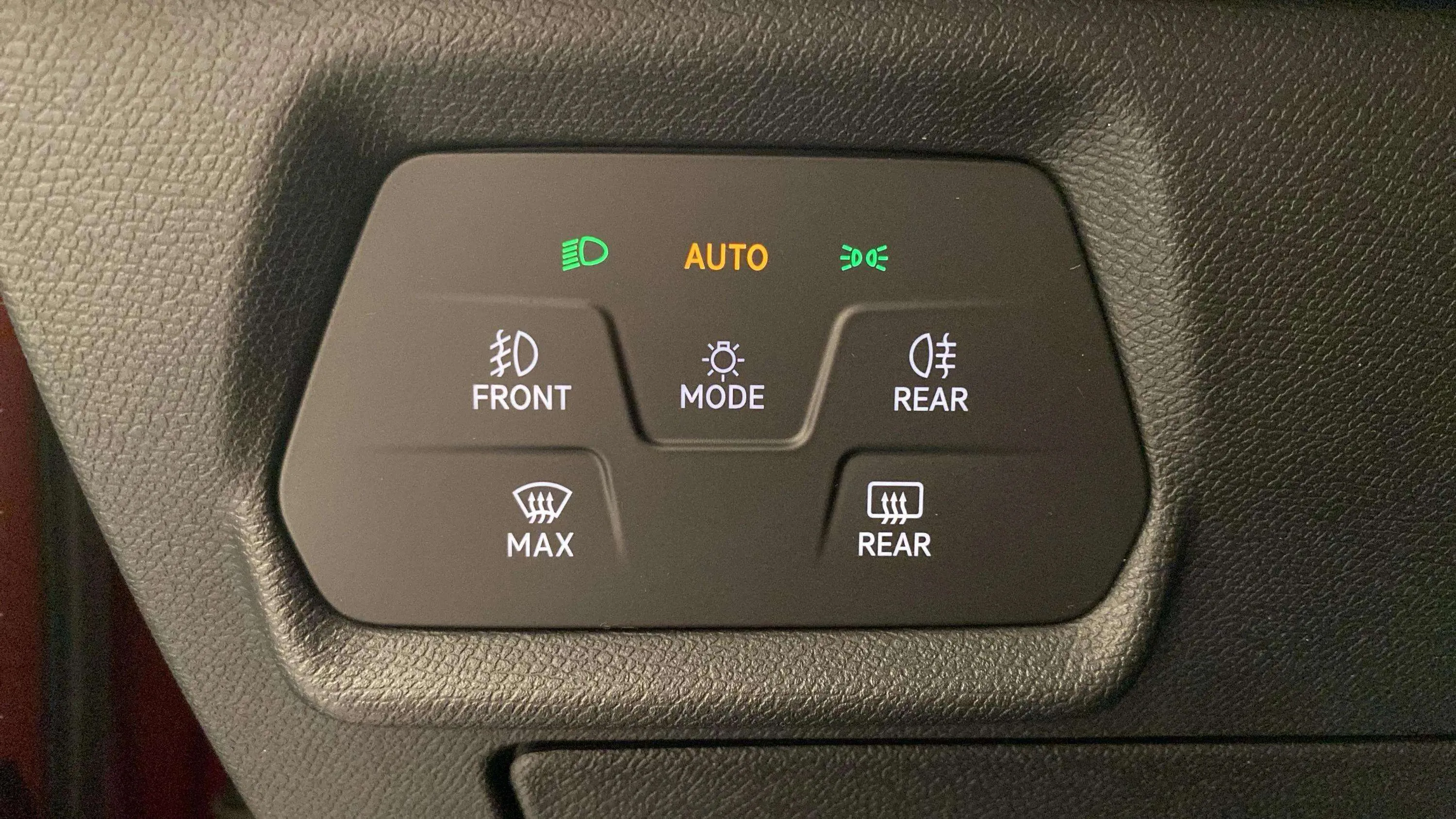 SEAT León 1.4 e-Hybrid DSG-6 FR - foto 17