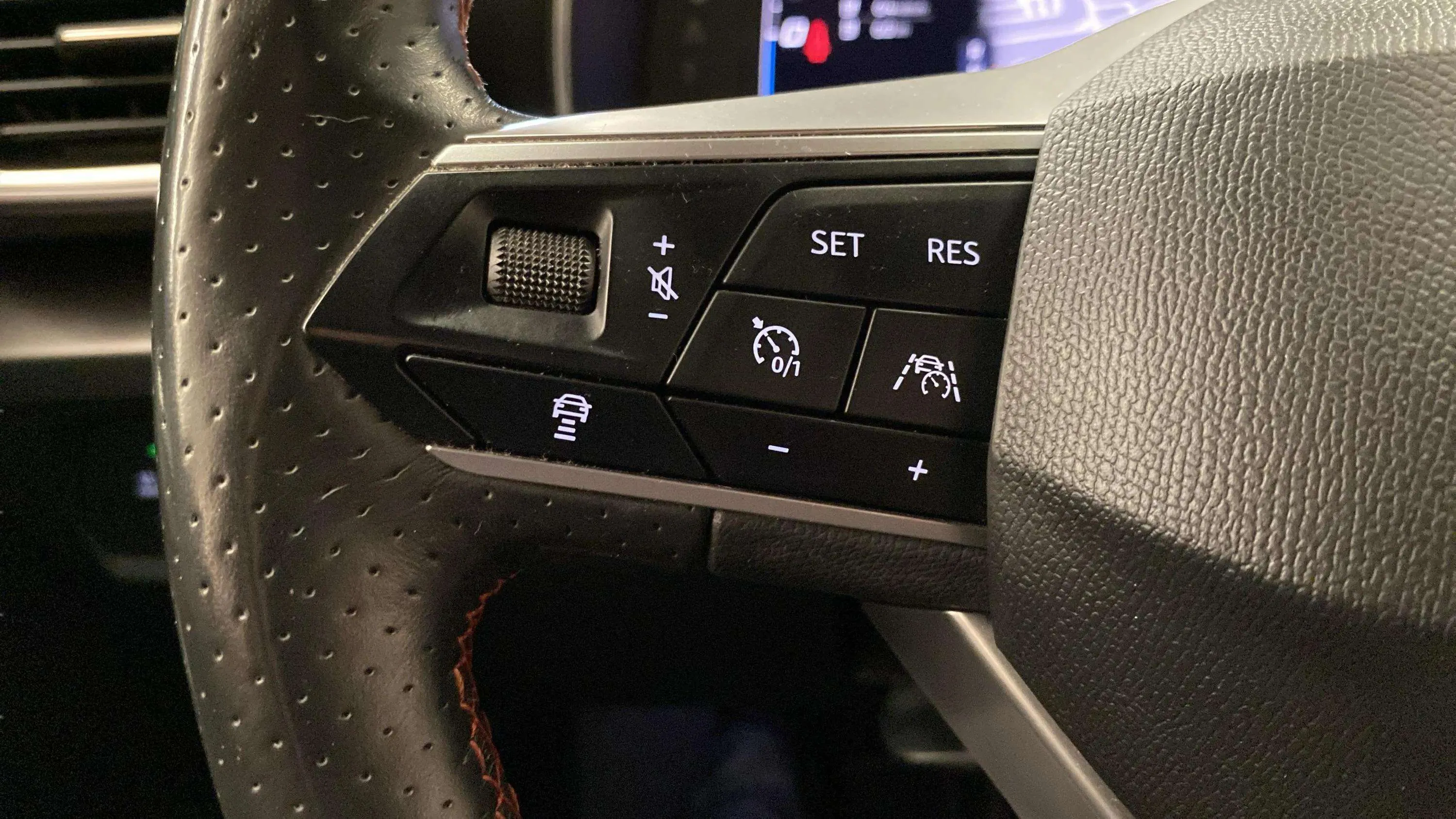 SEAT León 1.4 e-Hybrid DSG-6 FR - foto 19