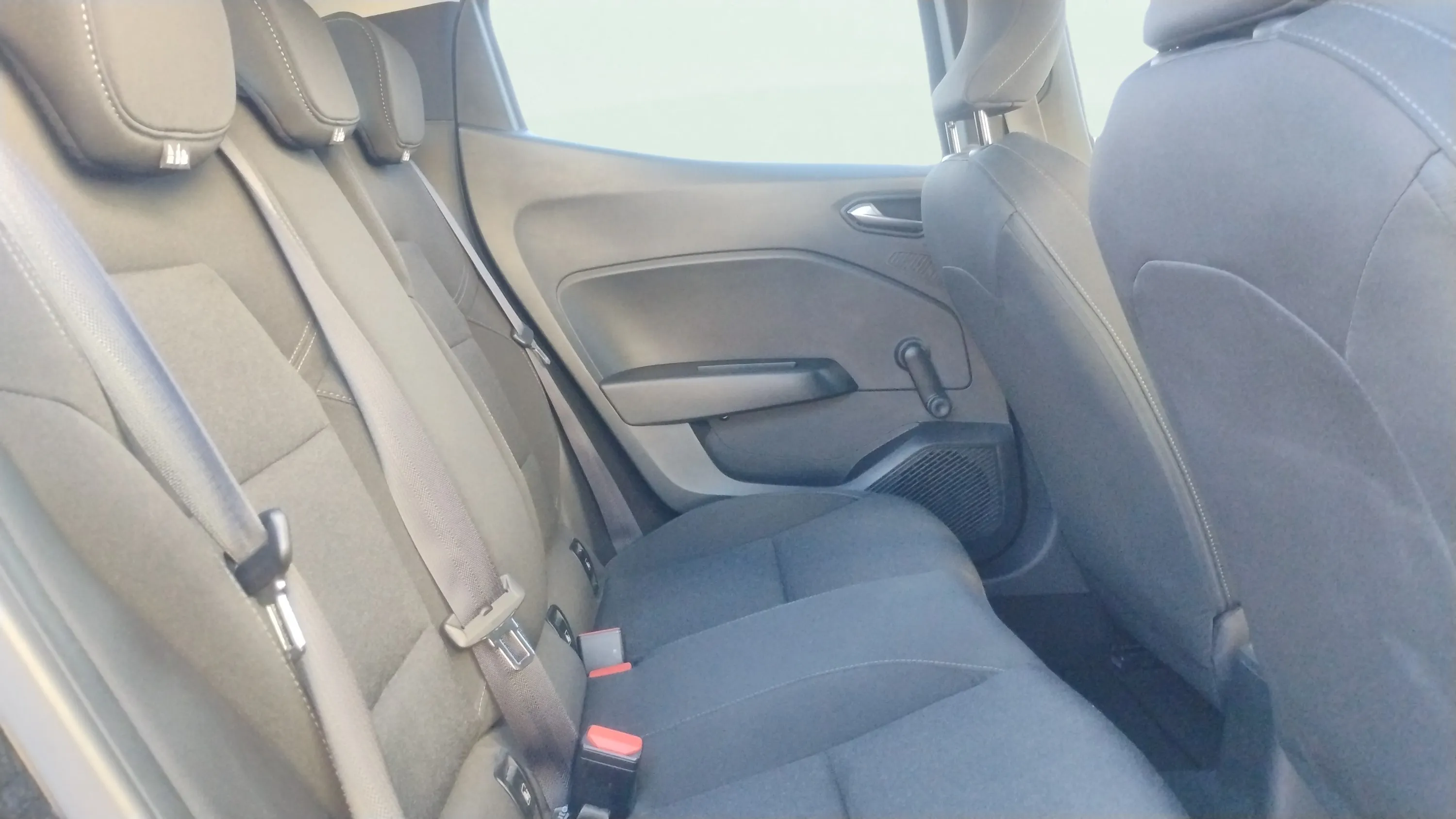 Renault Clio Equilibre TCe - foto 15