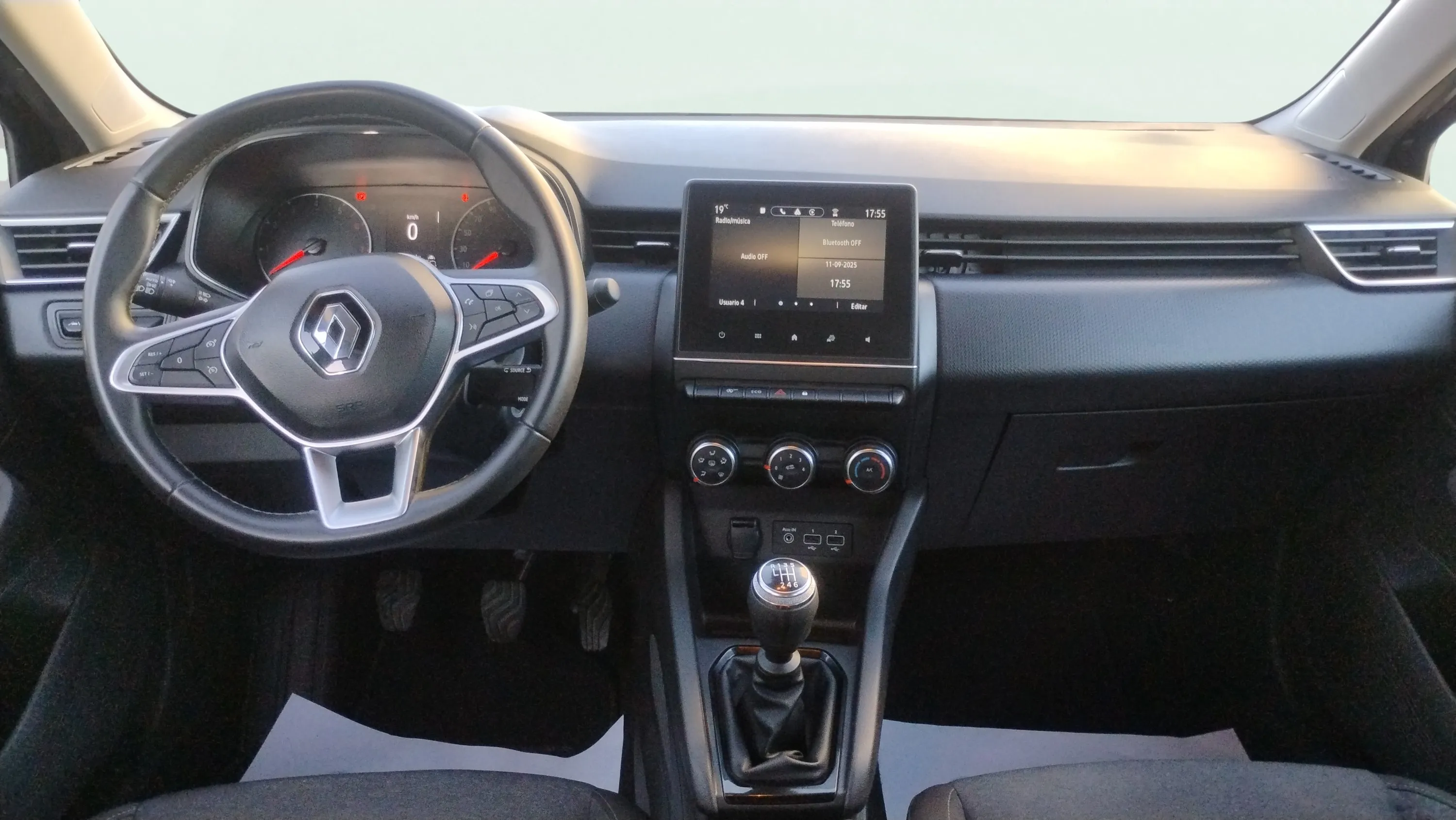 Renault Clio Equilibre TCe - foto 12