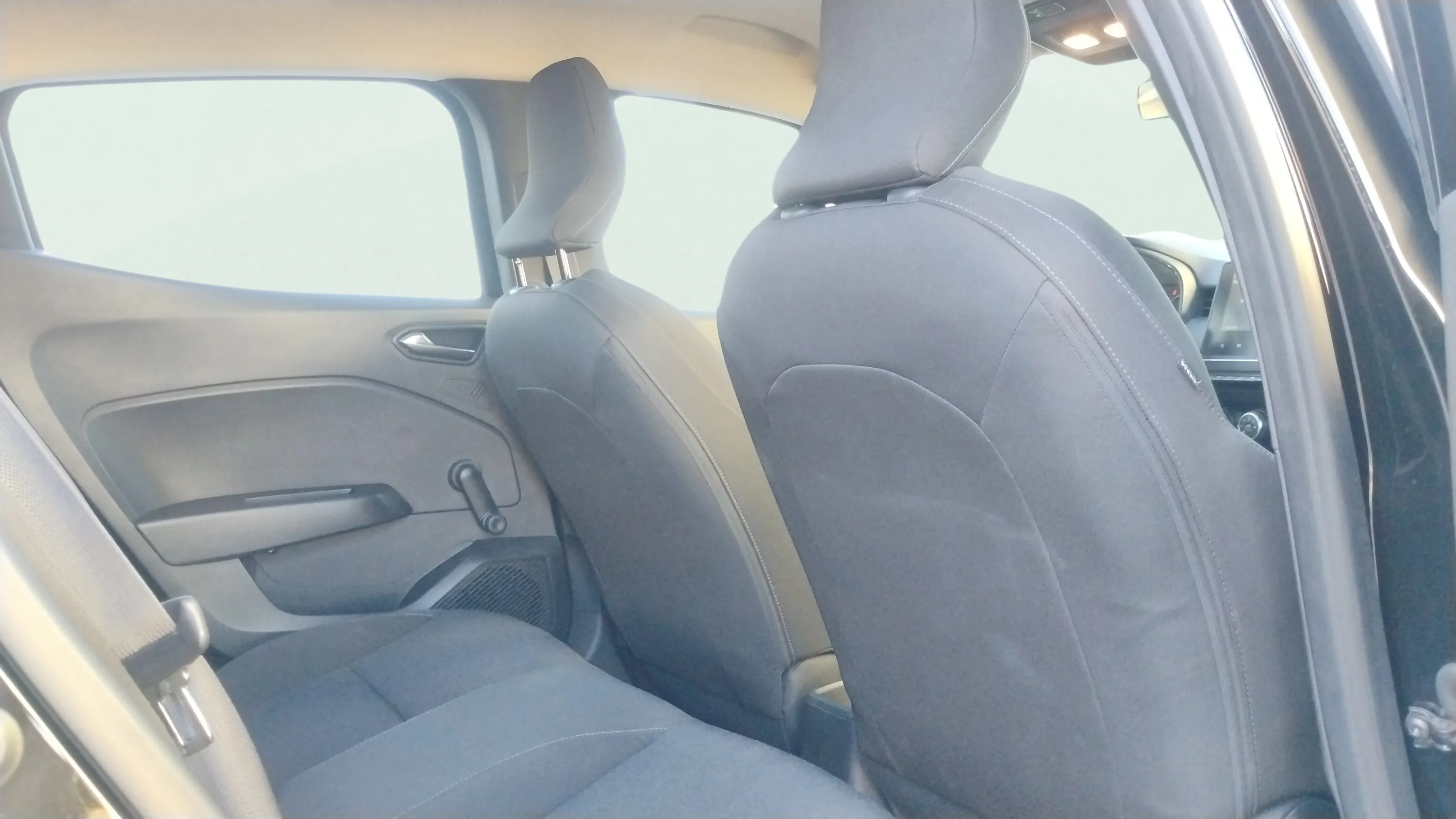 Renault Clio Equilibre TCe - foto 14