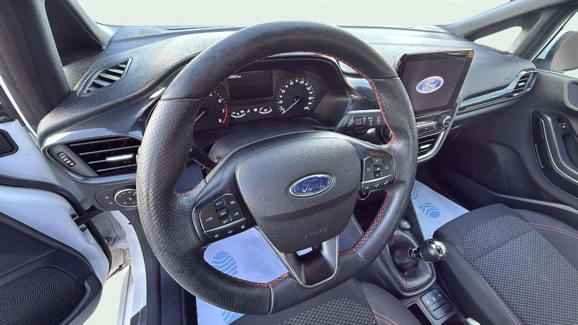 Ford Fiesta 1.0 EcoBoost ST-Line - foto 11