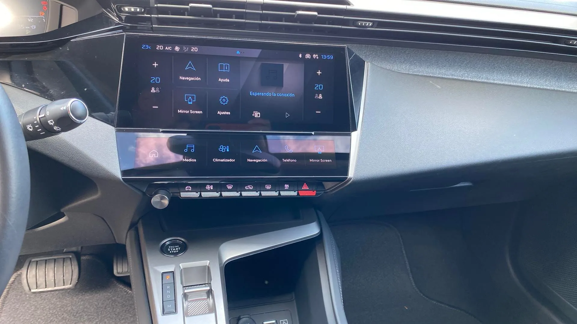 Peugeot 308 SW Allure BlueHDi 130 EAT8 - foto 16