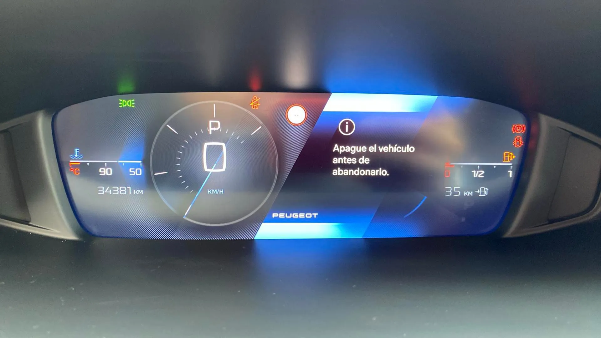 Peugeot 308 SW Allure BlueHDi 130 EAT8 - foto 9