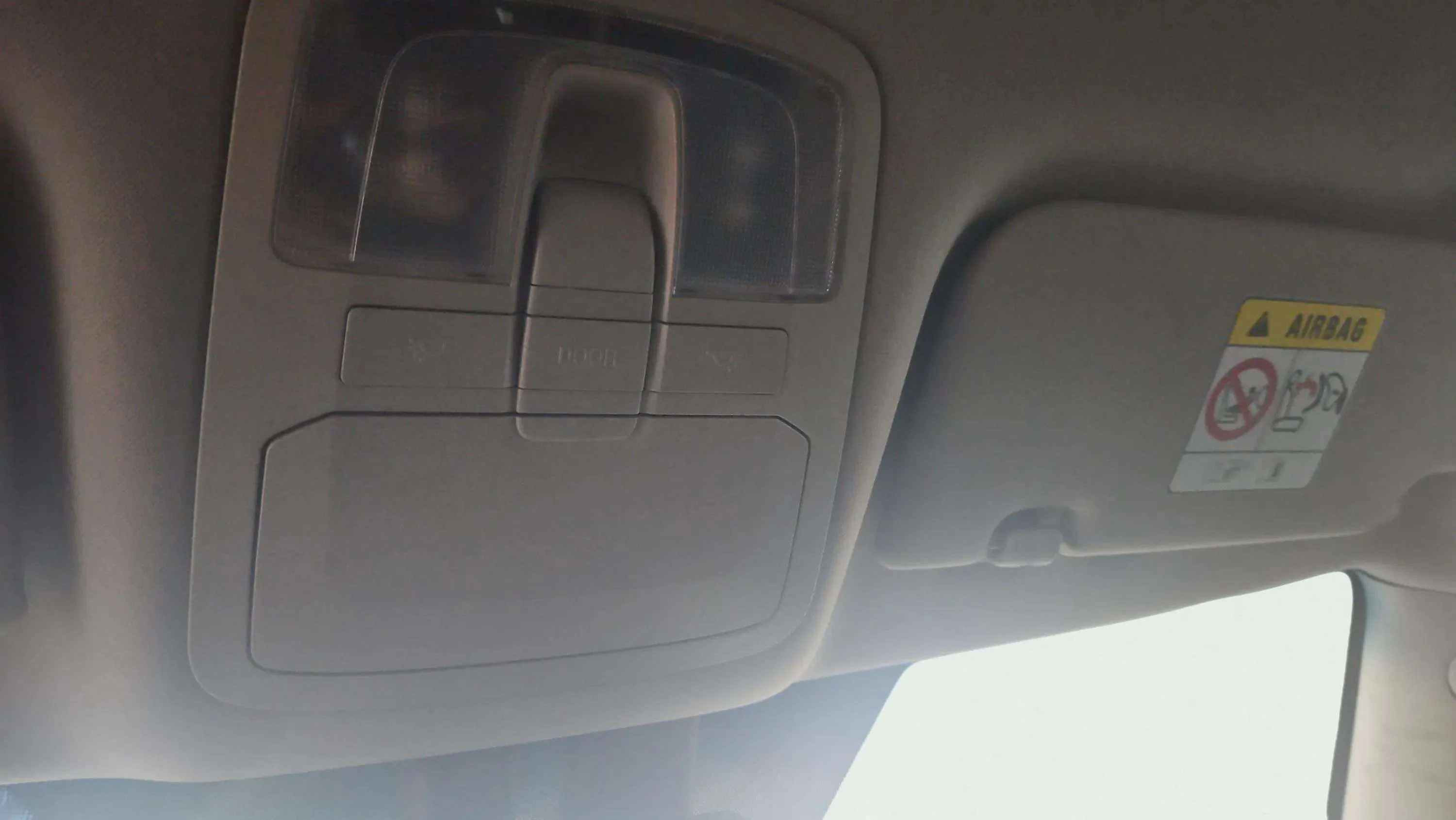 SsangYong Tivoli G15T Urban Plus - foto 25