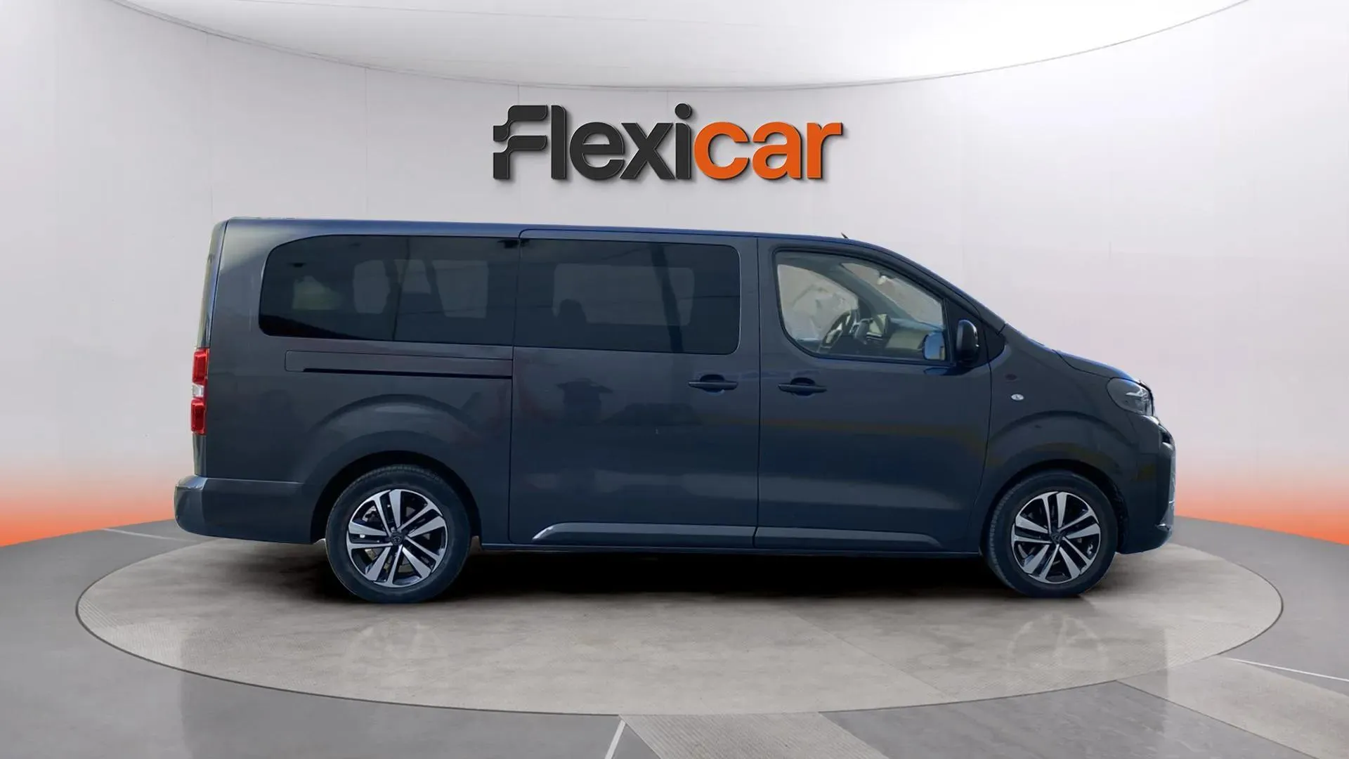 Peugeot Traveller Business Long BlueHDi 180 EAT8 - foto 7