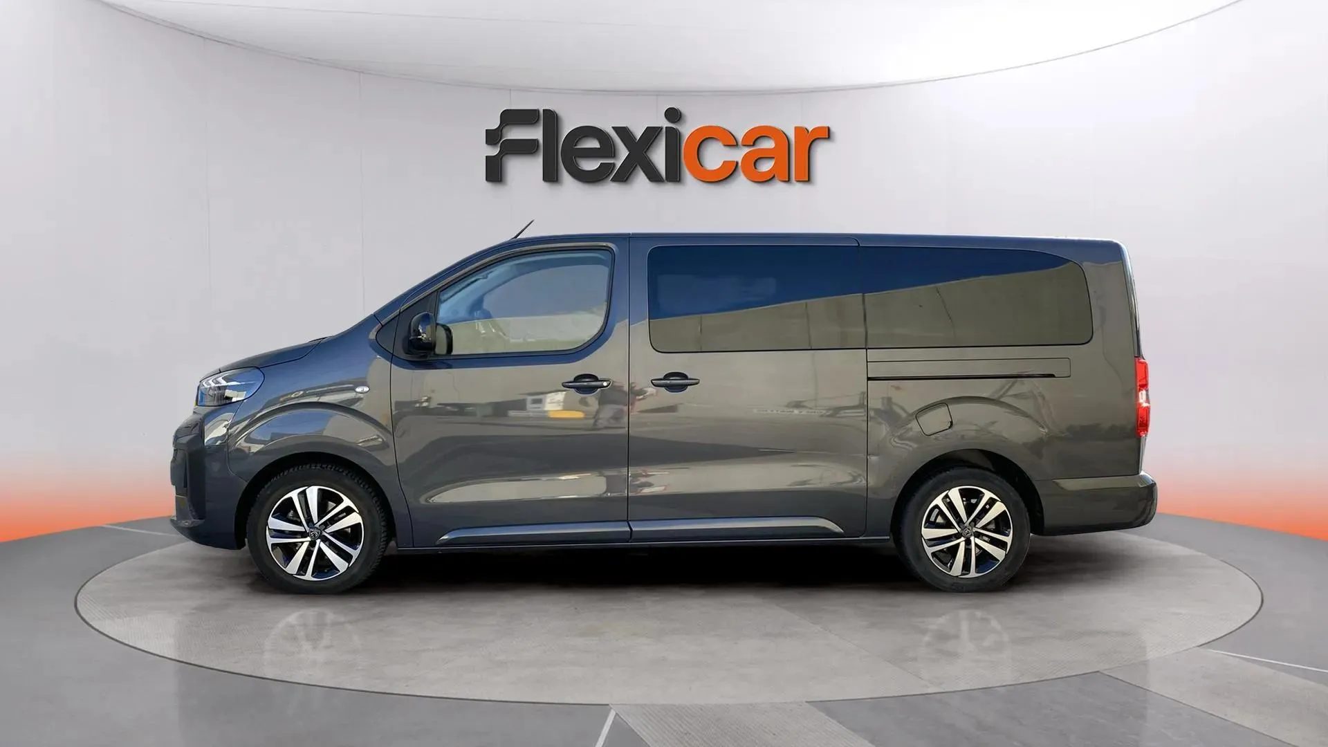 Peugeot Traveller Business Long BlueHDi 180 EAT8 - foto 3