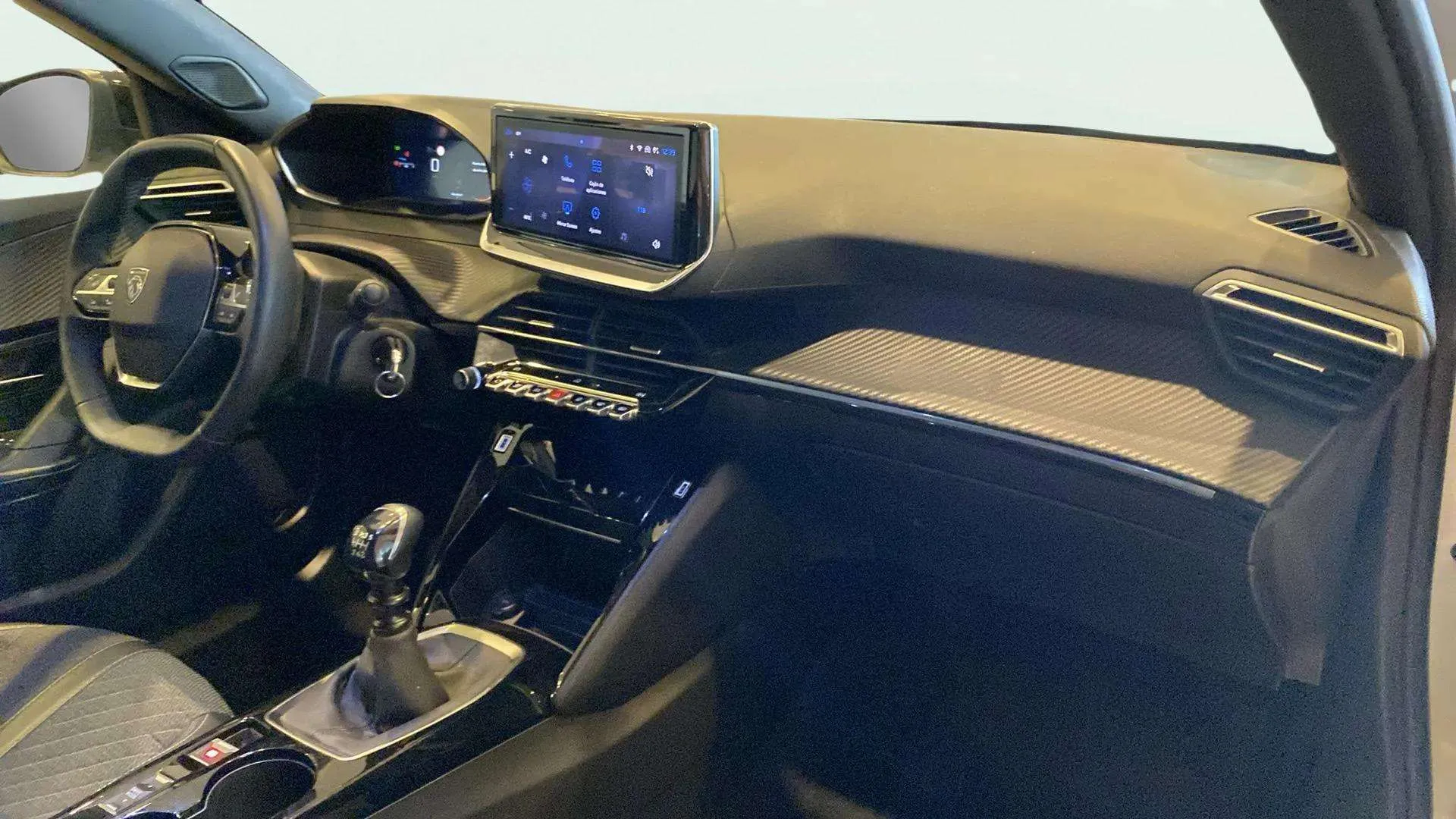 Peugeot 2008 Allure Pack PureTech 100 - foto 18